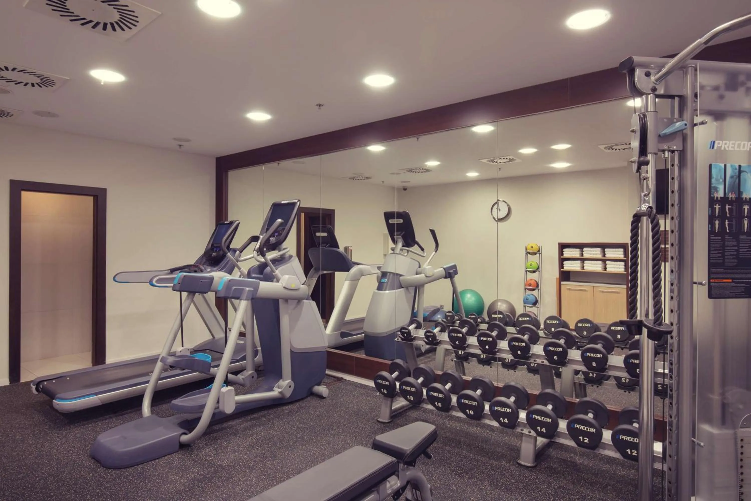 Fitness centre/facilities in DoubleTree By Hilton Košice
