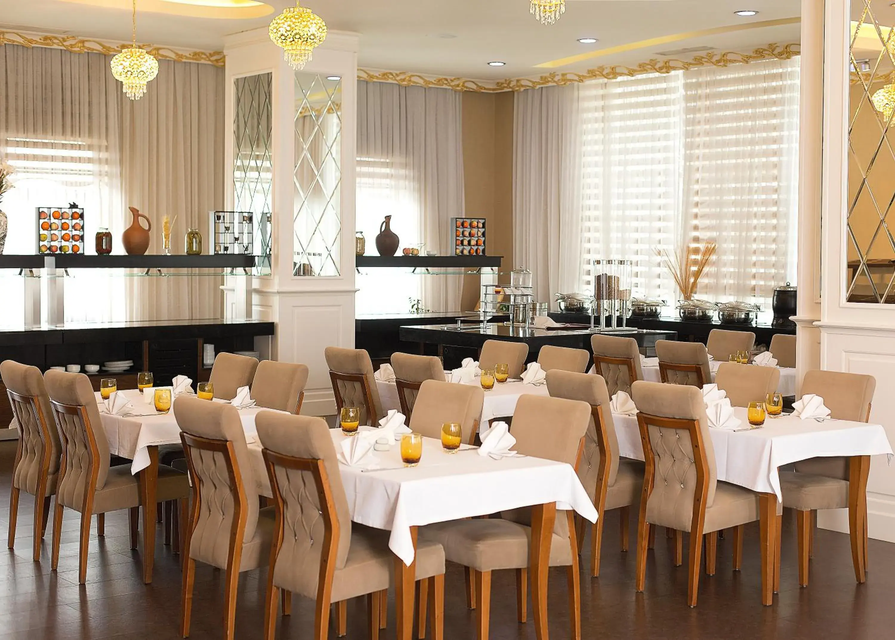Restaurant/places to eat in Graaf Hotel Restaurant/places to eat in Graaf Hotel