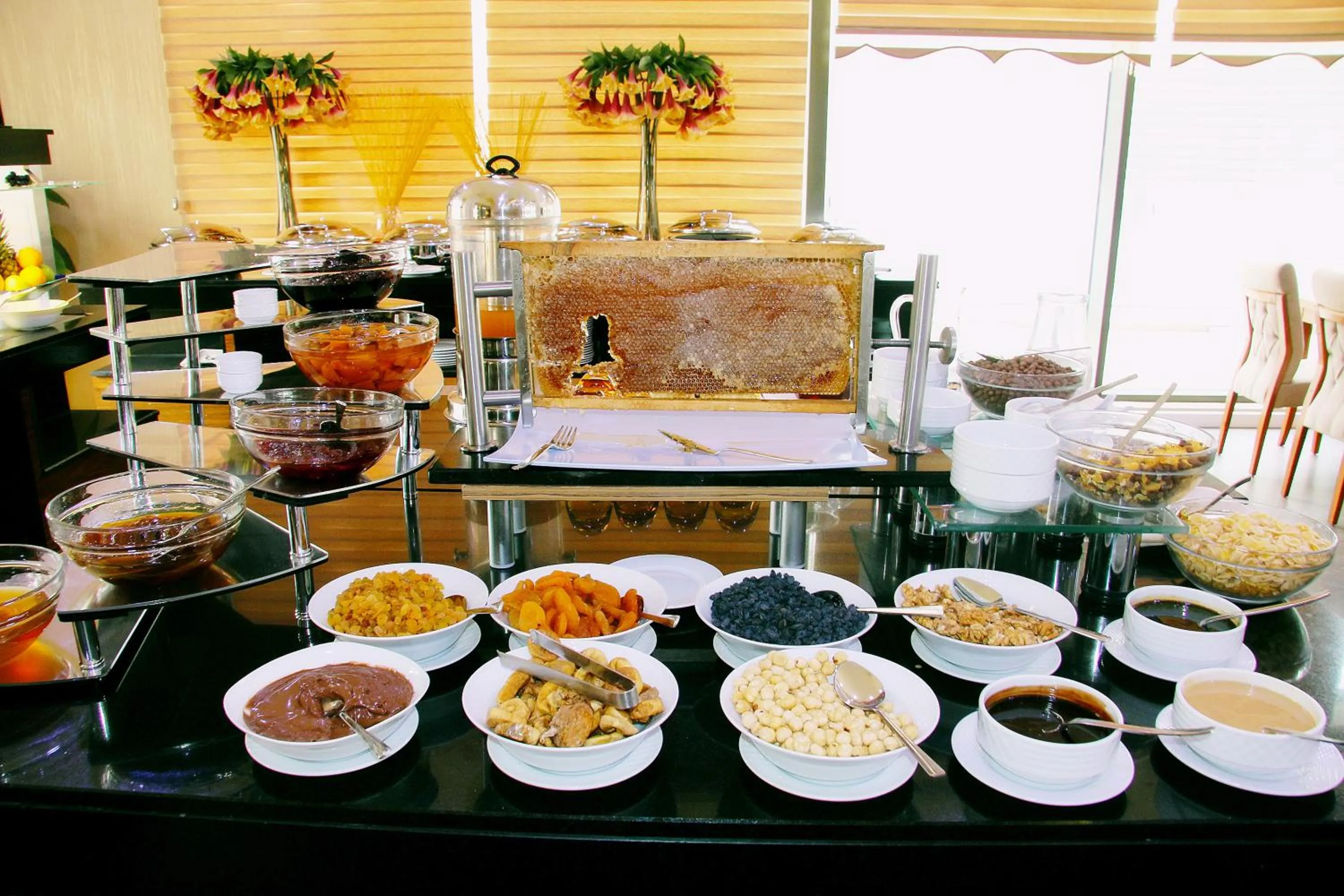 Restaurant/places to eat in Graaf Hotel