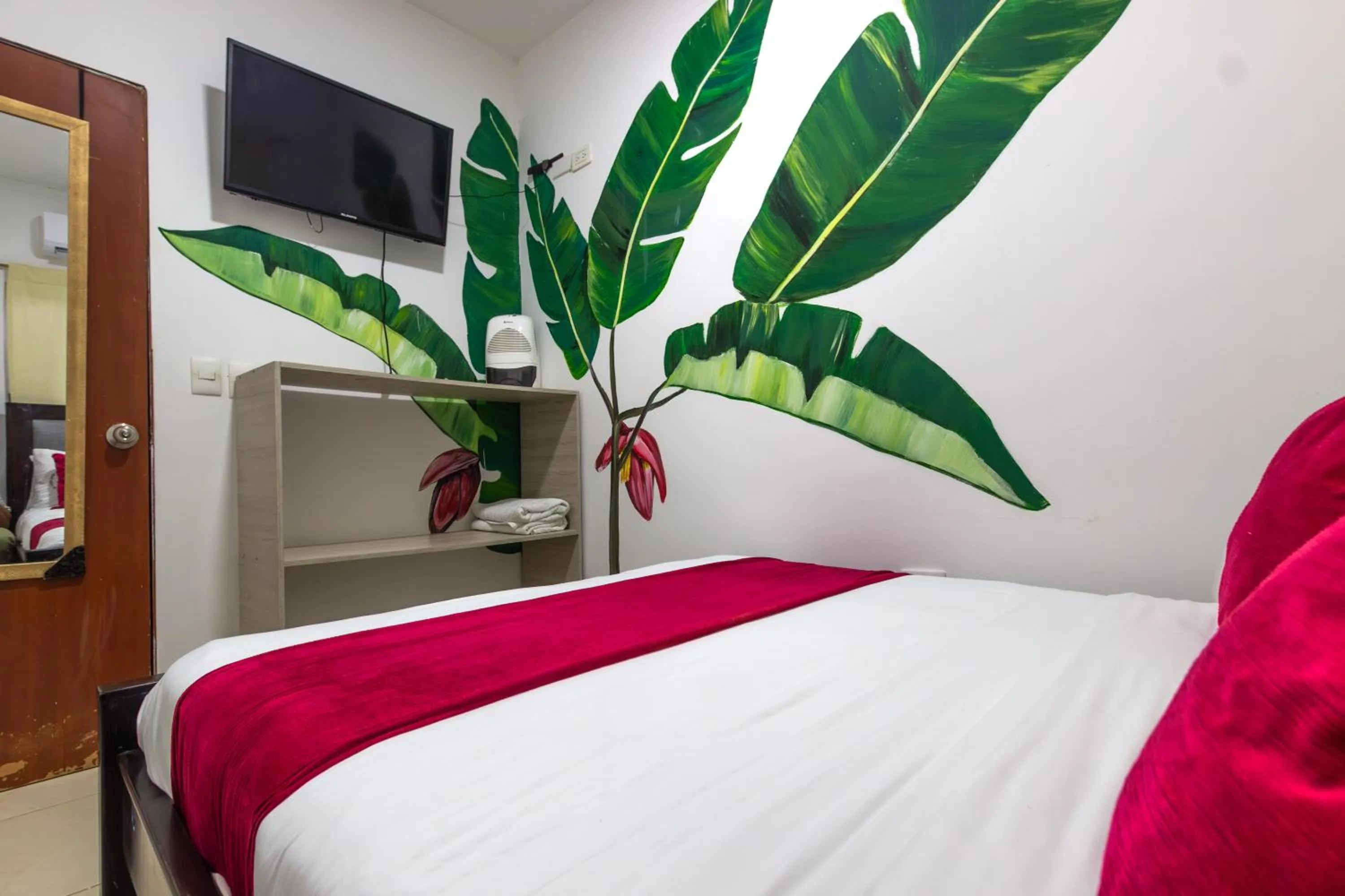 TV and multimedia, Bed in MINCA Chunuu - glamping - coworking MINCA