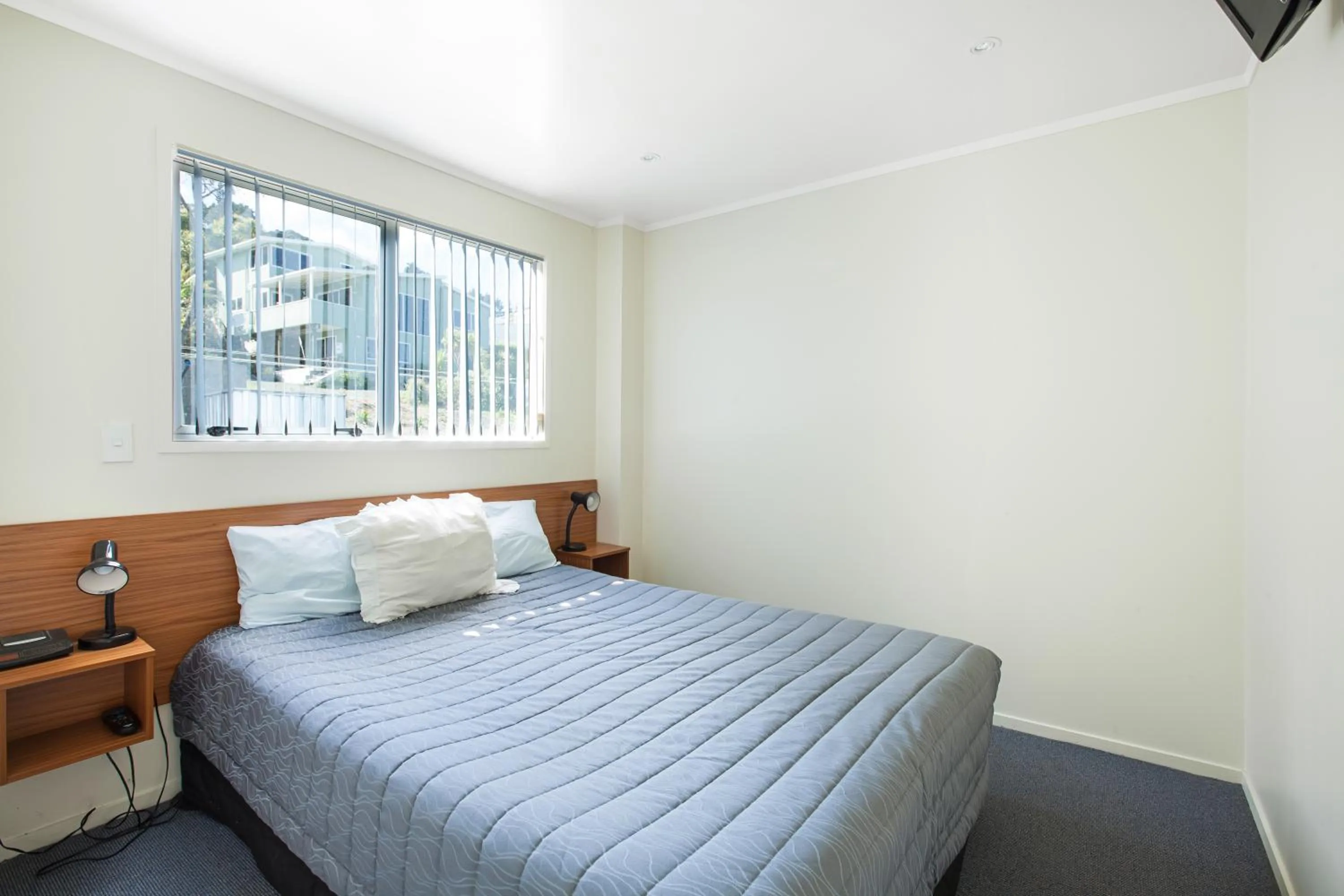 Bed in Ahipara Bay Motel