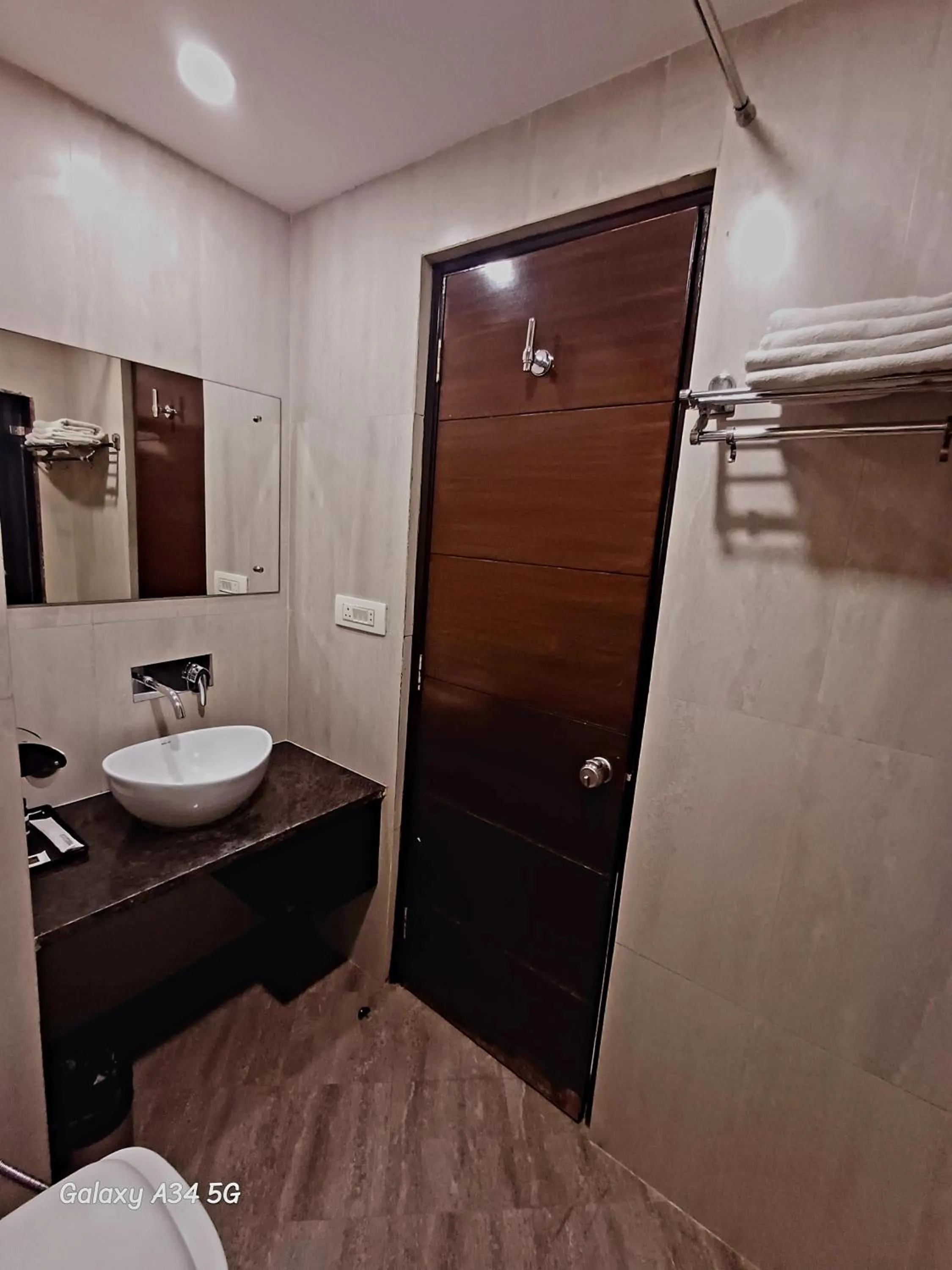 Bathroom in Hotel Suncity Plaza, Sitapura, Jaipur