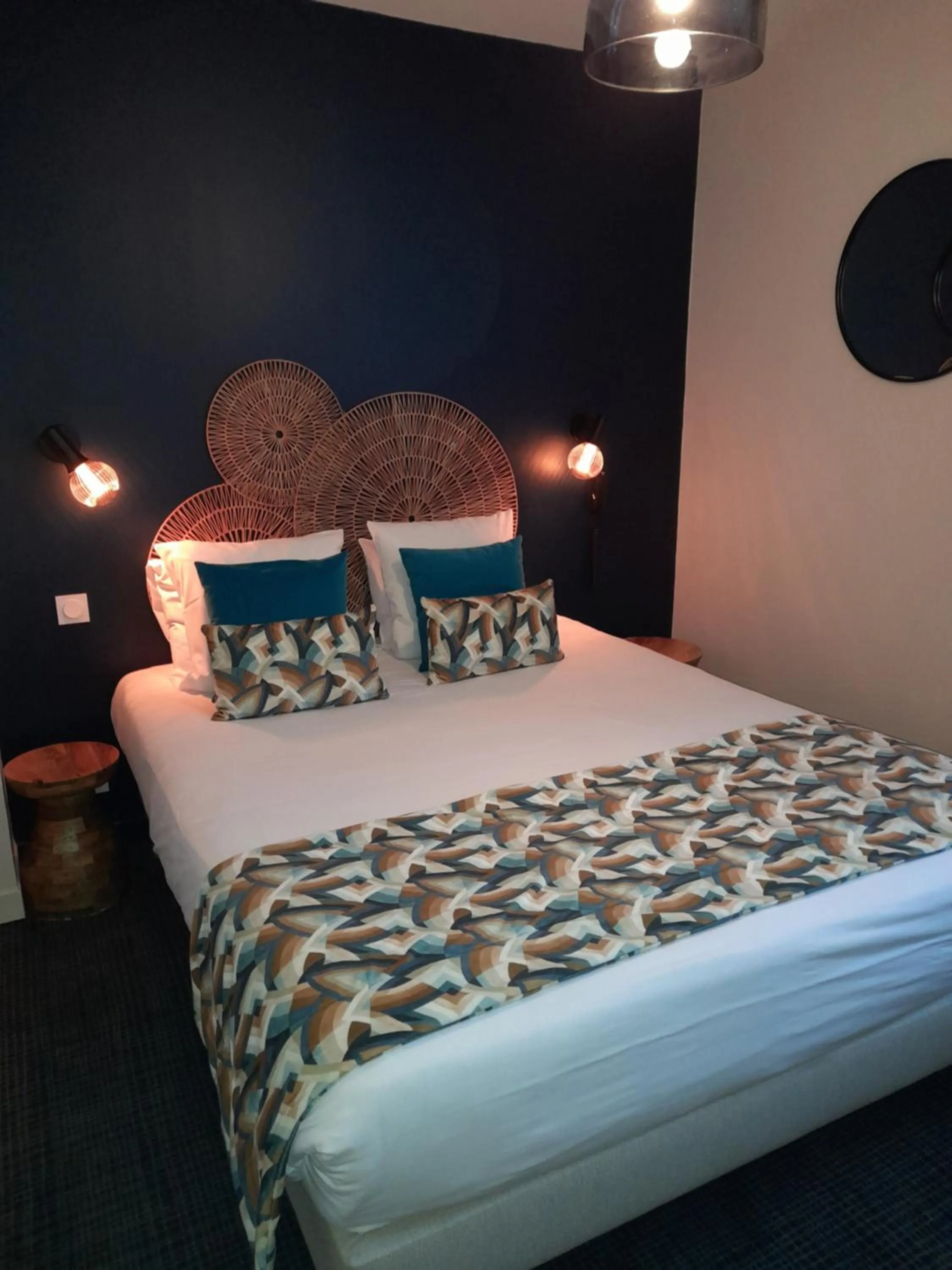 Bedroom, Bed in Hotel Reine Mathilde