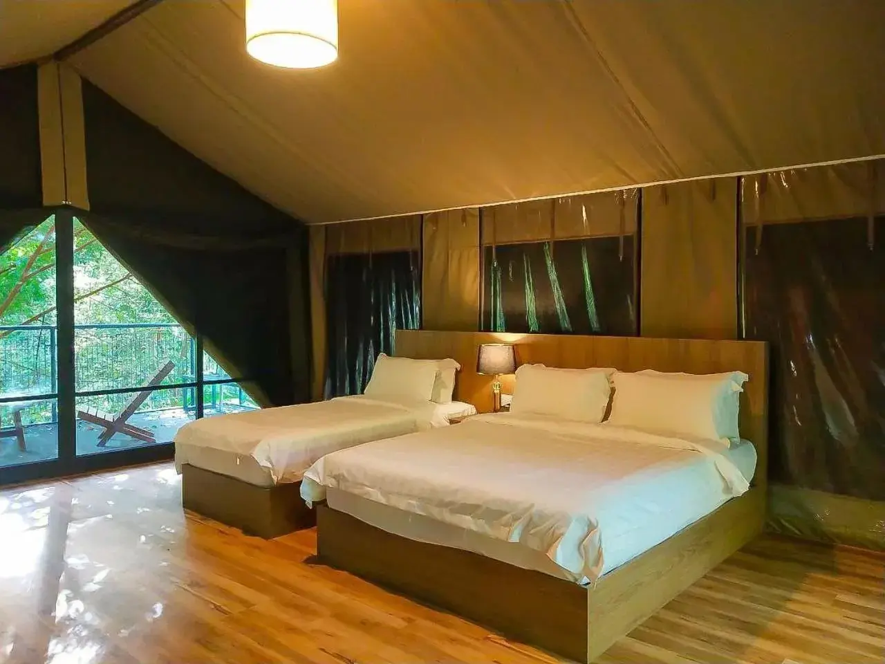 Bed in Boulder Valley Bed in Boulder Valley