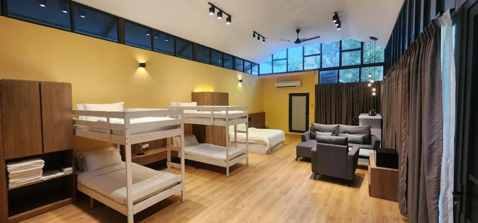 Chalet (6 Pax) in Boulder Valley Chalet (6 Pax) in Boulder Valley