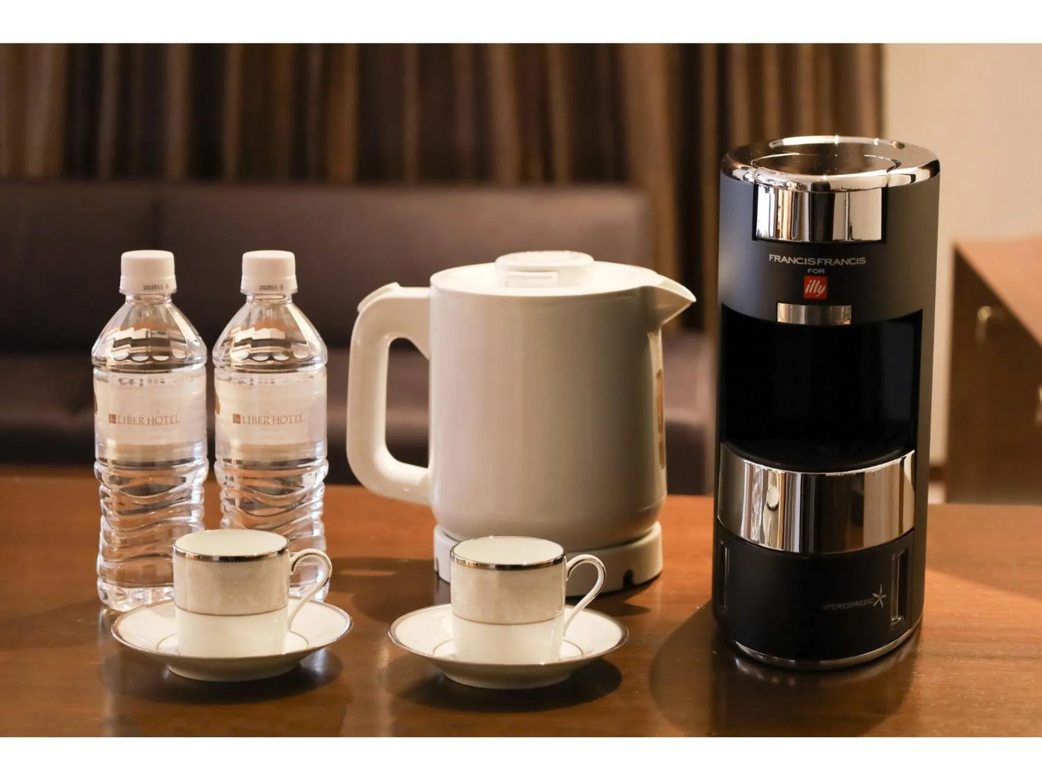 Coffee/tea facilities in LIBER HOTEL Osaka