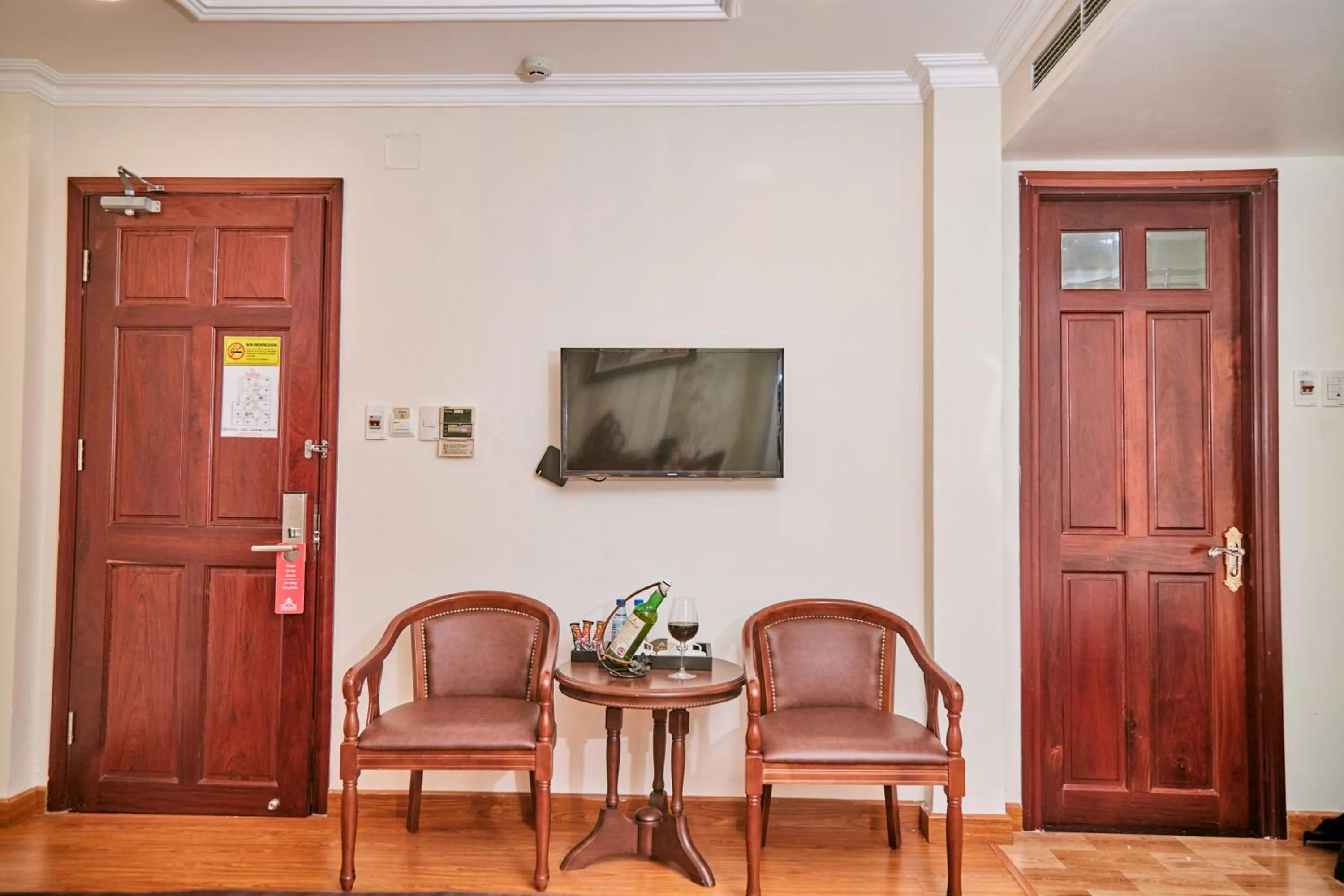 Bedroom in Air Star Hotel