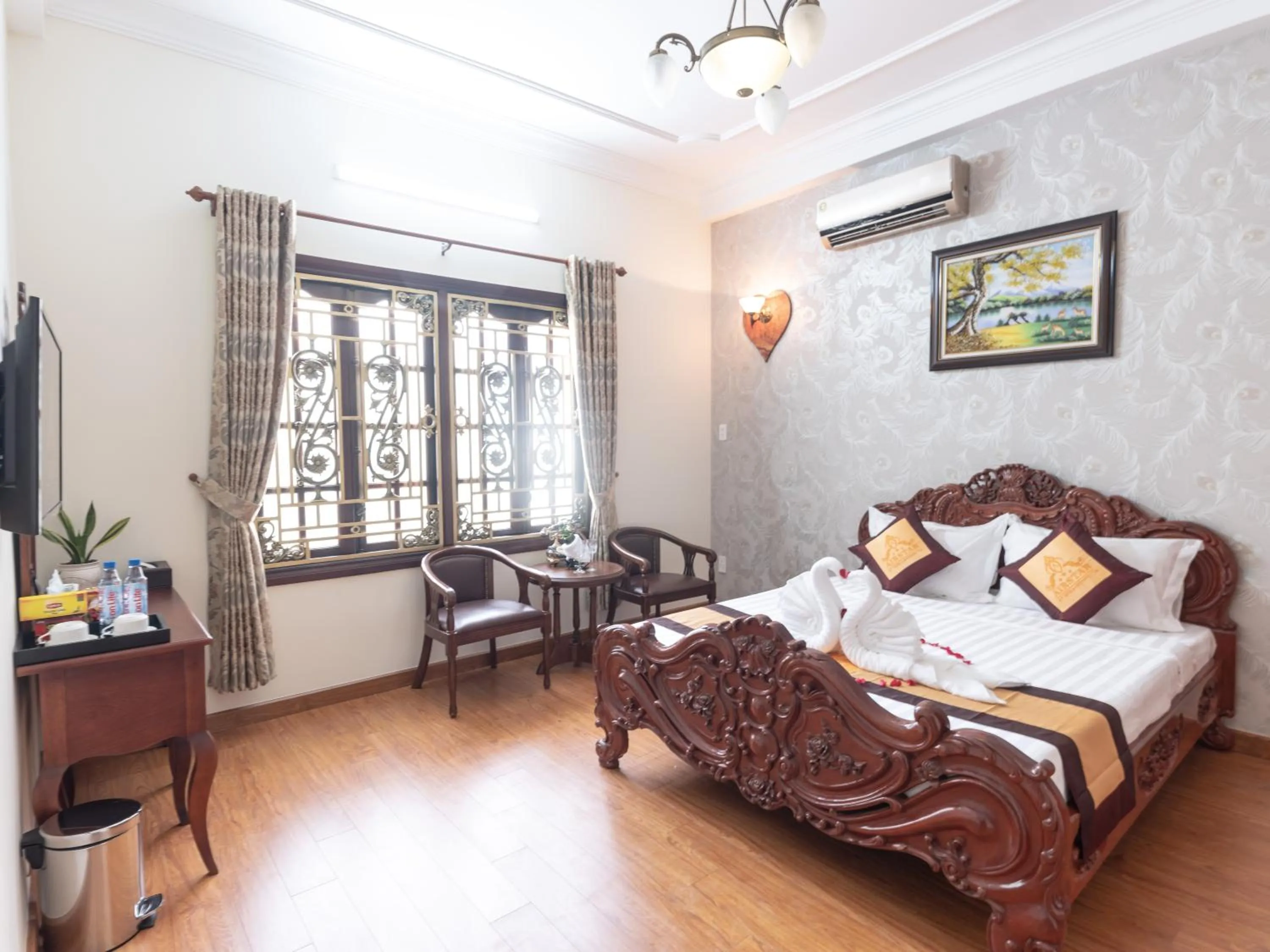 Bedroom, Bed in Air Star Hotel