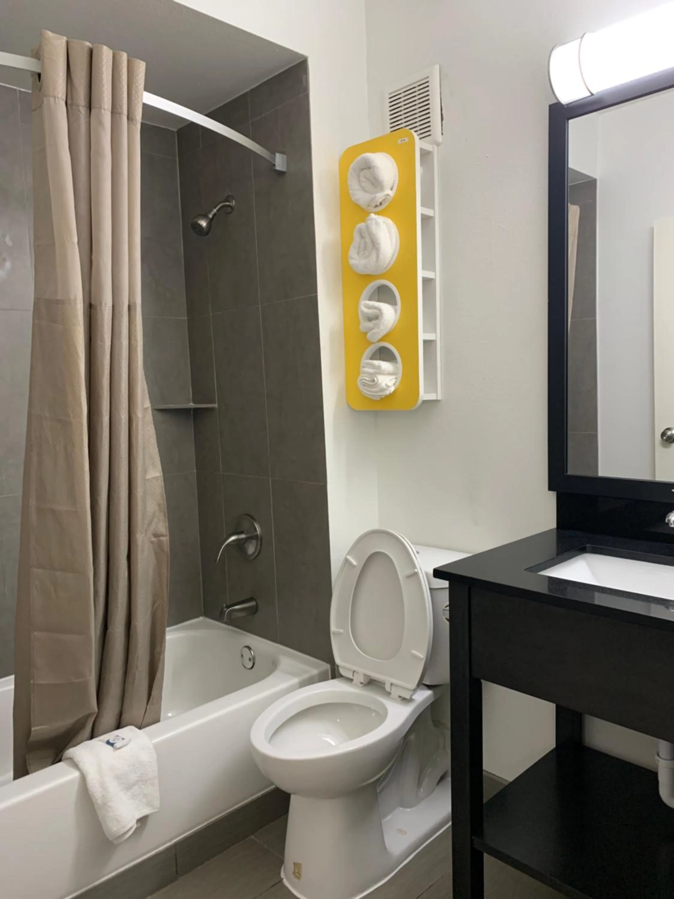 Bathroom in Motel 6-Lewisville, TX - Medical City