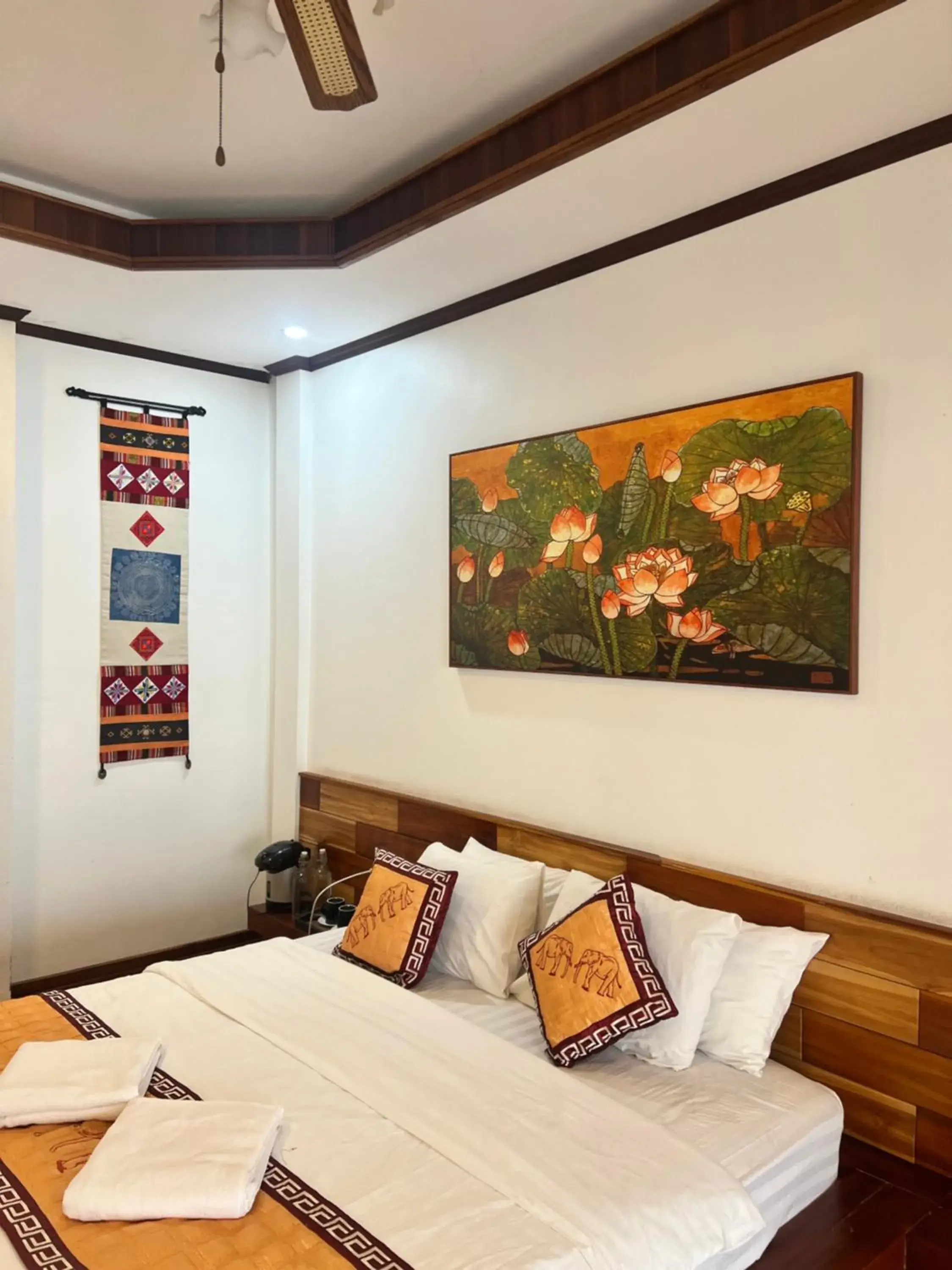 Bed in Queens House Bed in Queens House