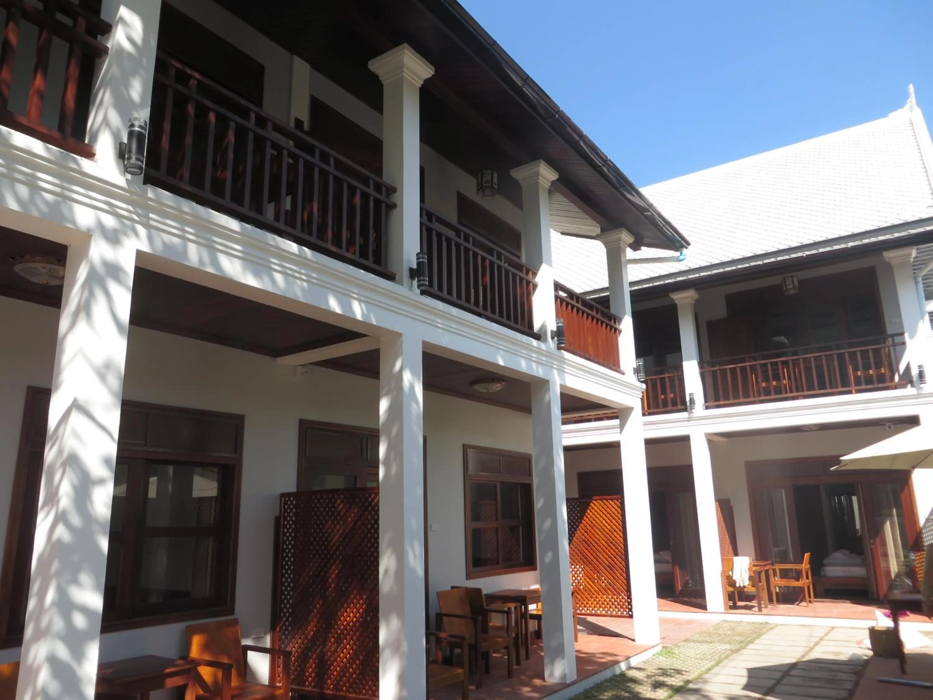 On site in Queens House