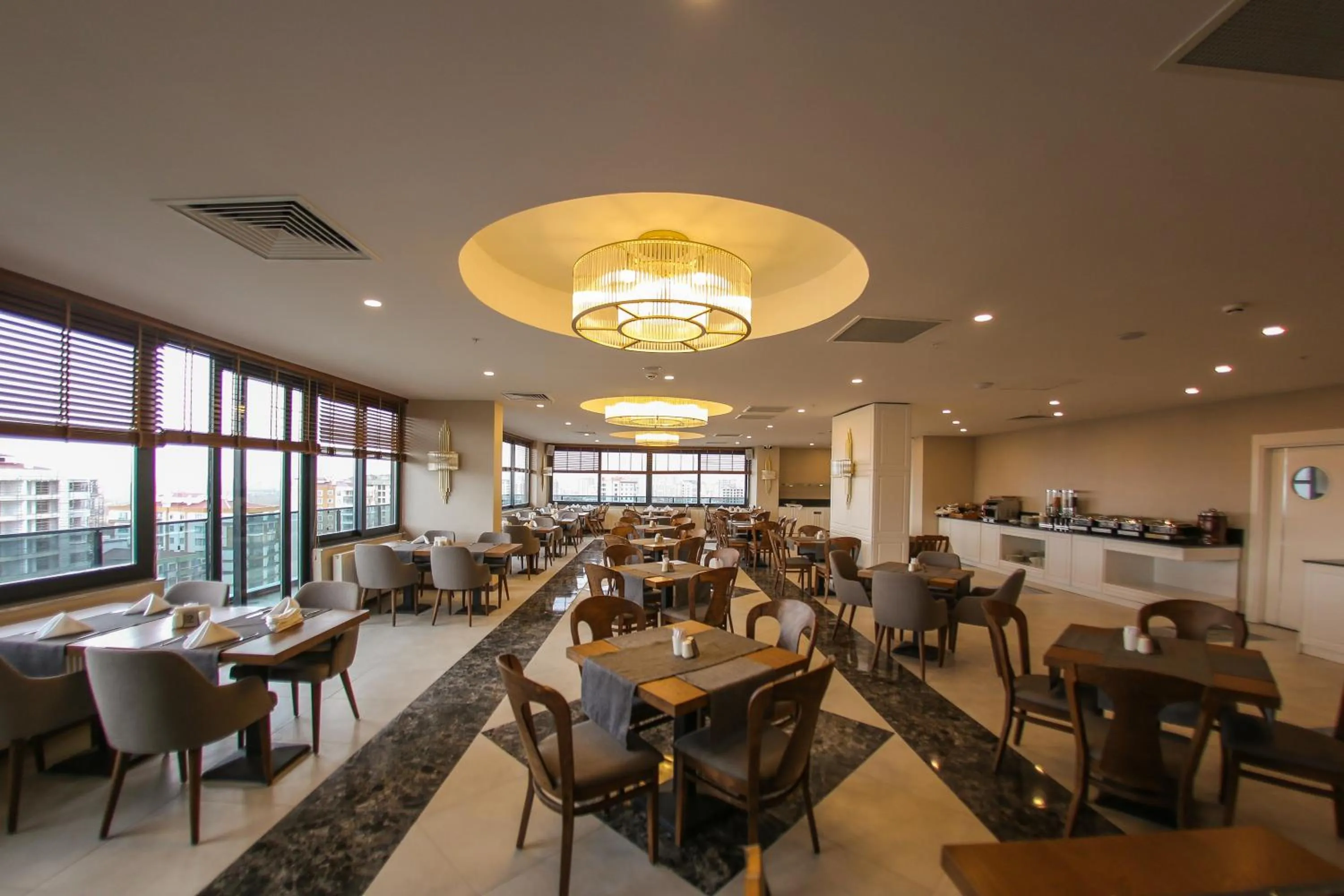 Restaurant/places to eat in Ramada by Wyndham Nigde