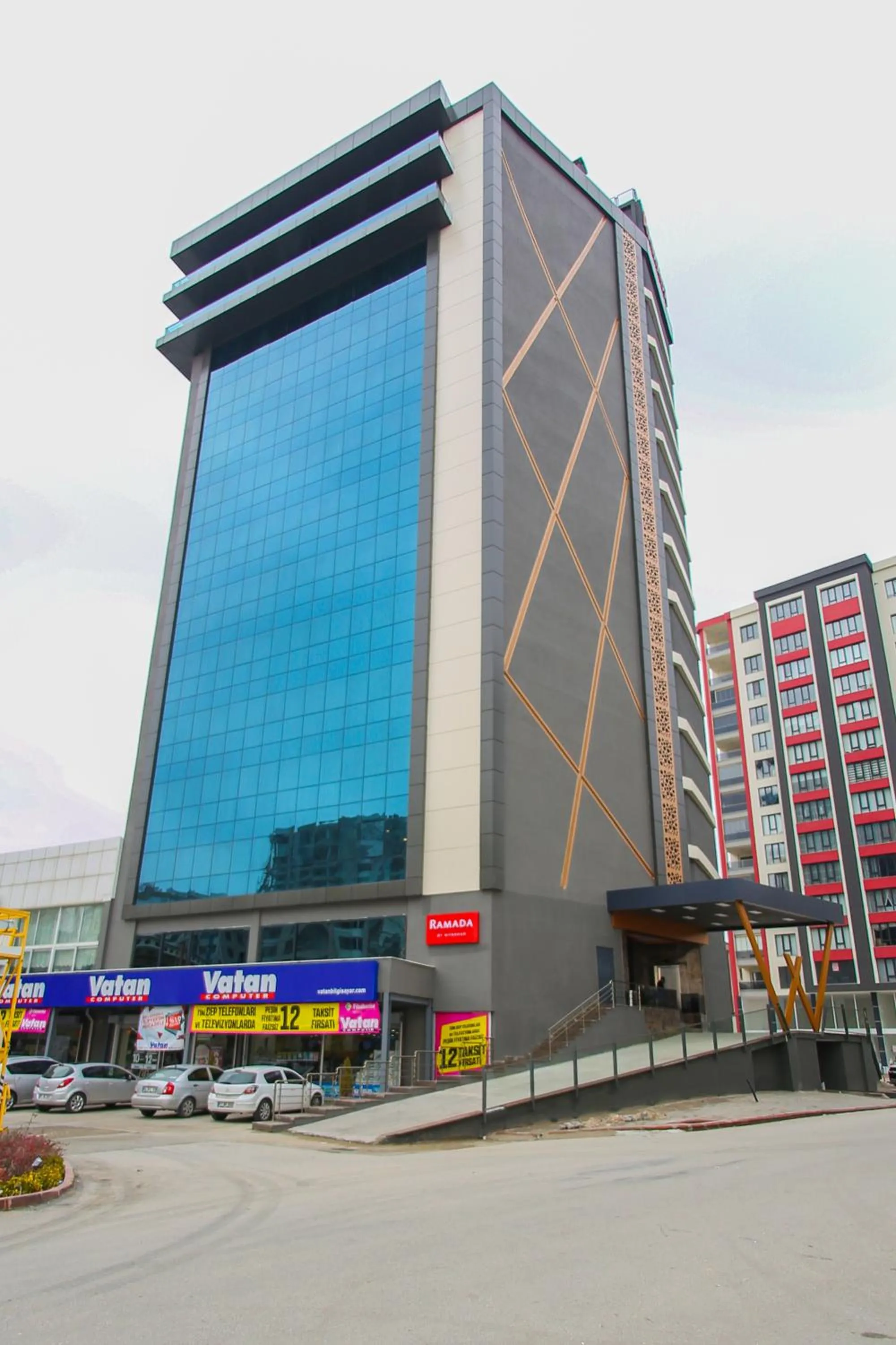 Property building in Ramada by Wyndham Nigde