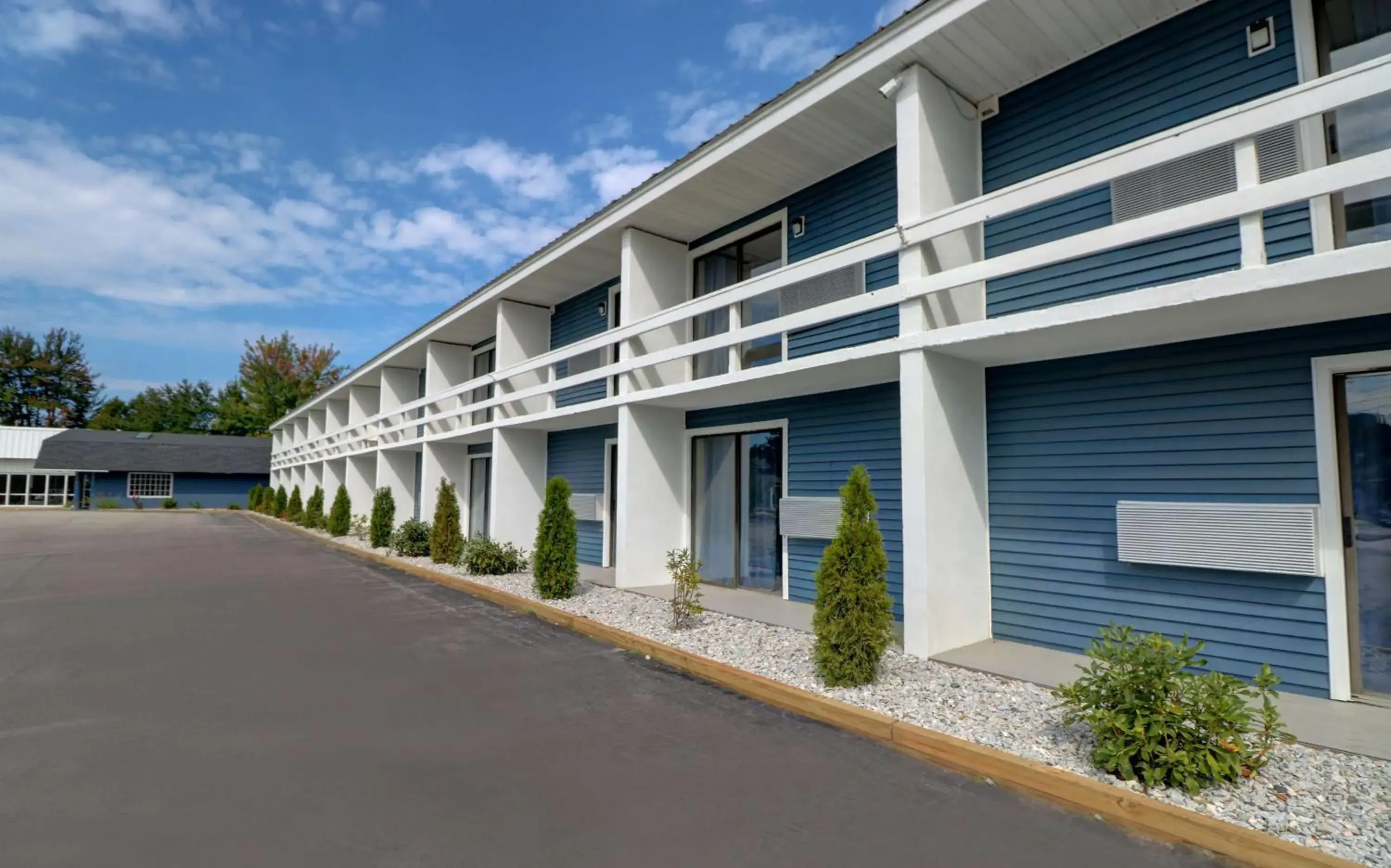 Property building in Yankee Clipper Inn, SureStay Collection by Best Western Property building in Yankee Clipper Inn, SureStay Collection by Best Western