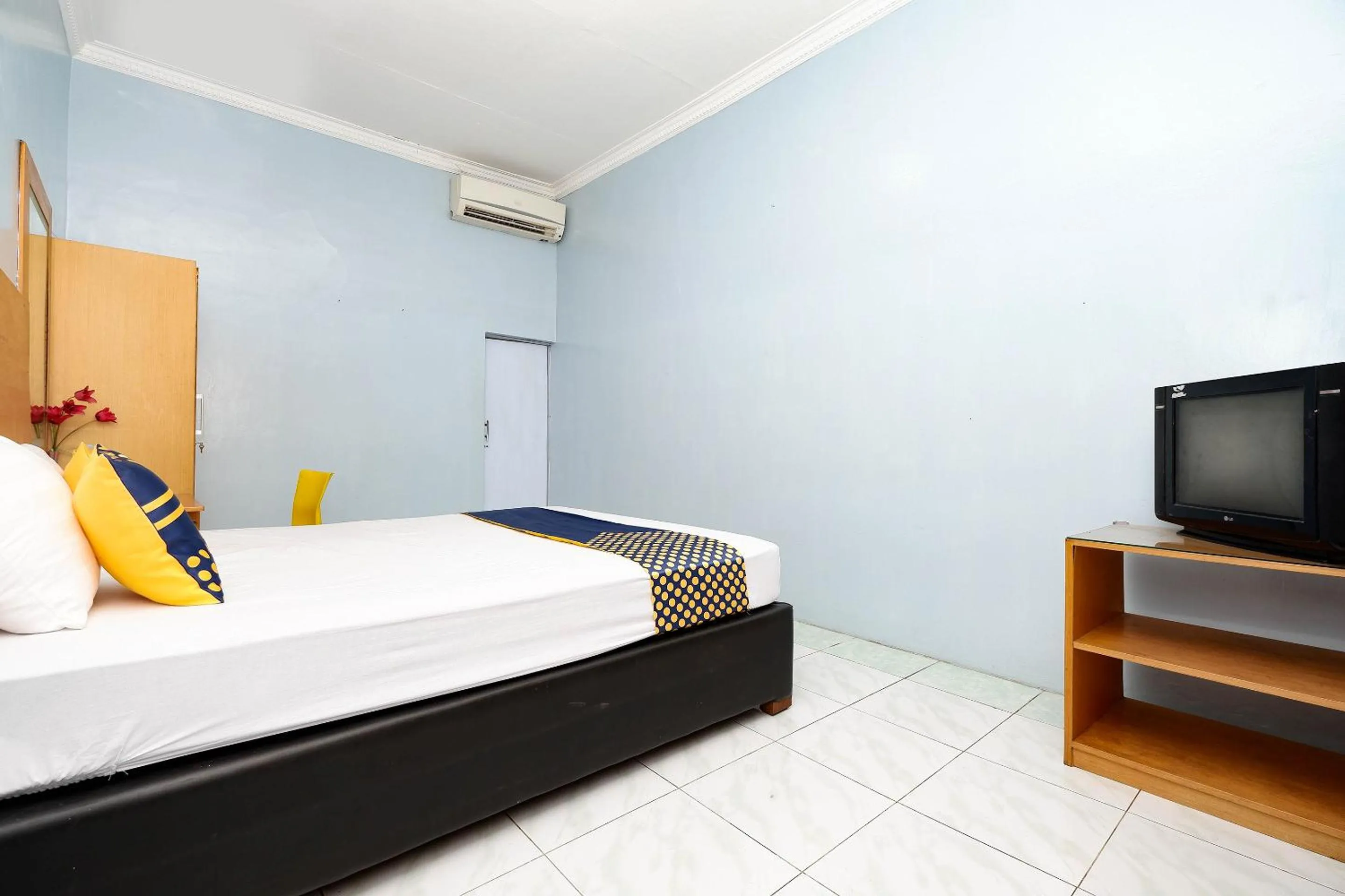 Bedroom, Bed in Griya Sakura Syariah near UMS