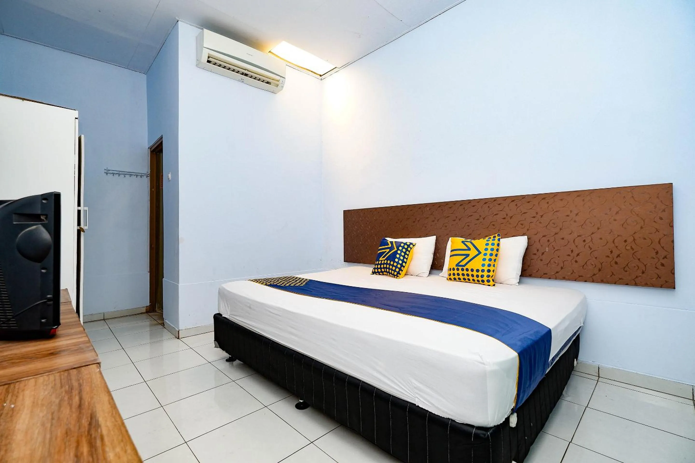 Bedroom, Bed in Griya Sakura Syariah near UMS