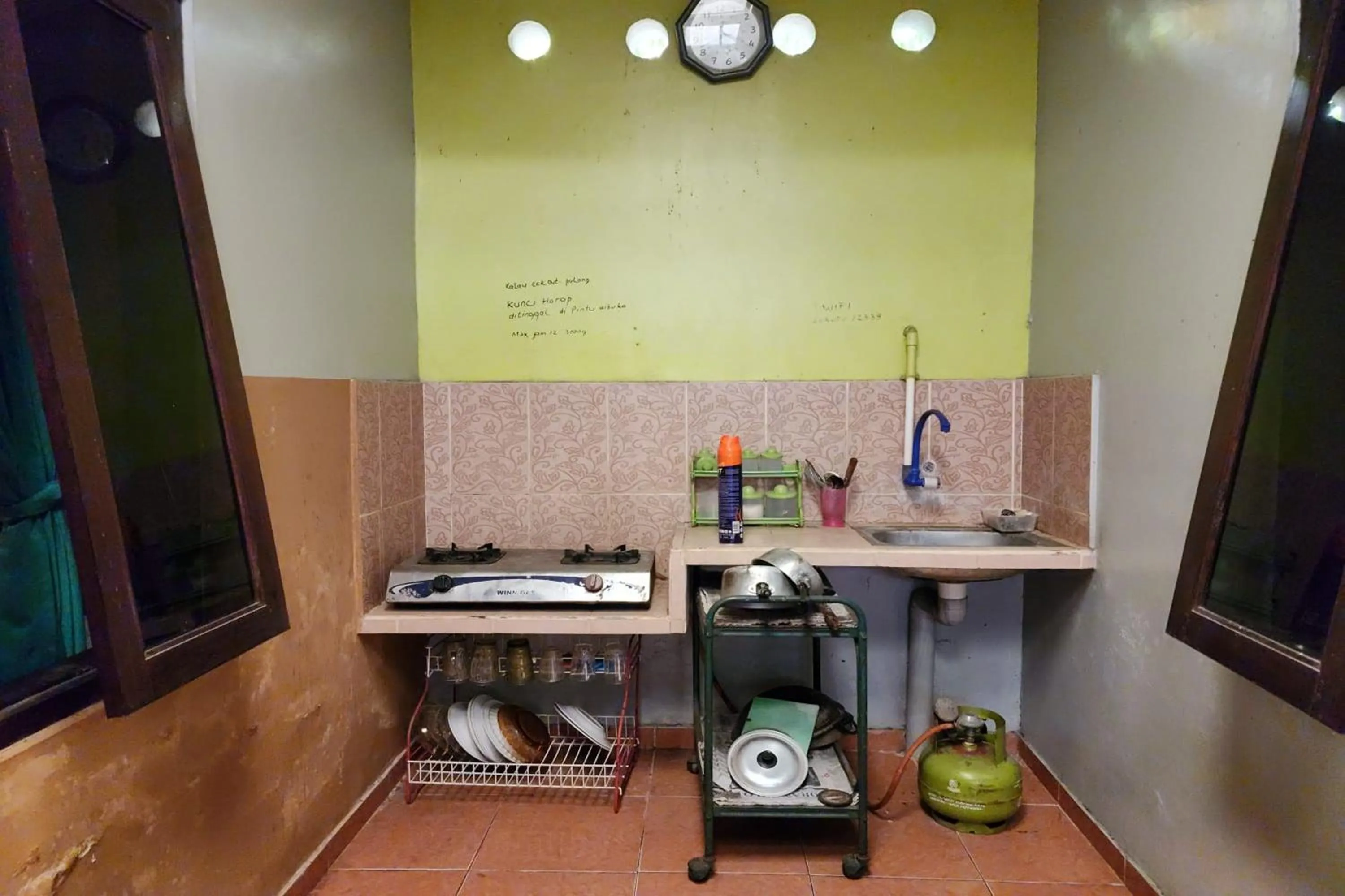 Kitchen or kitchenette in Griya Sakura Syariah near UMS