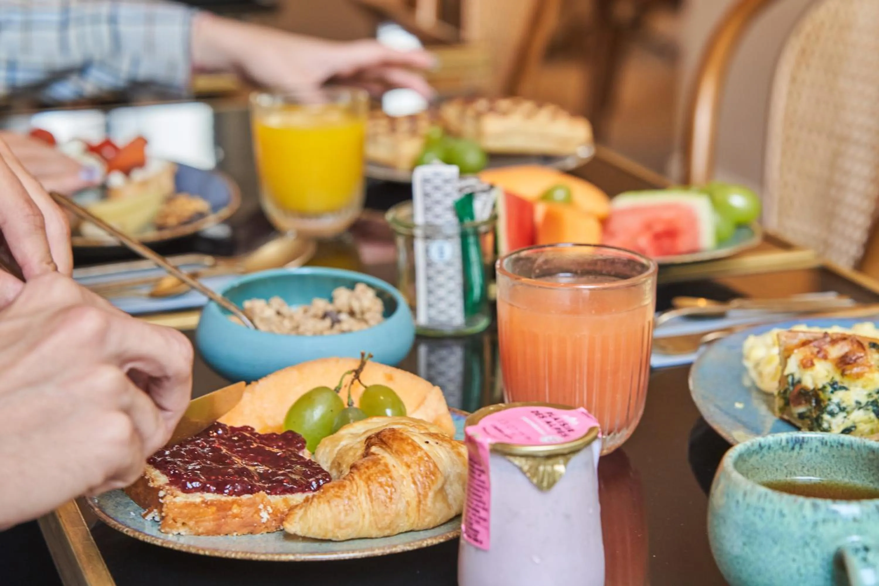 Breakfast in Dadou Paris