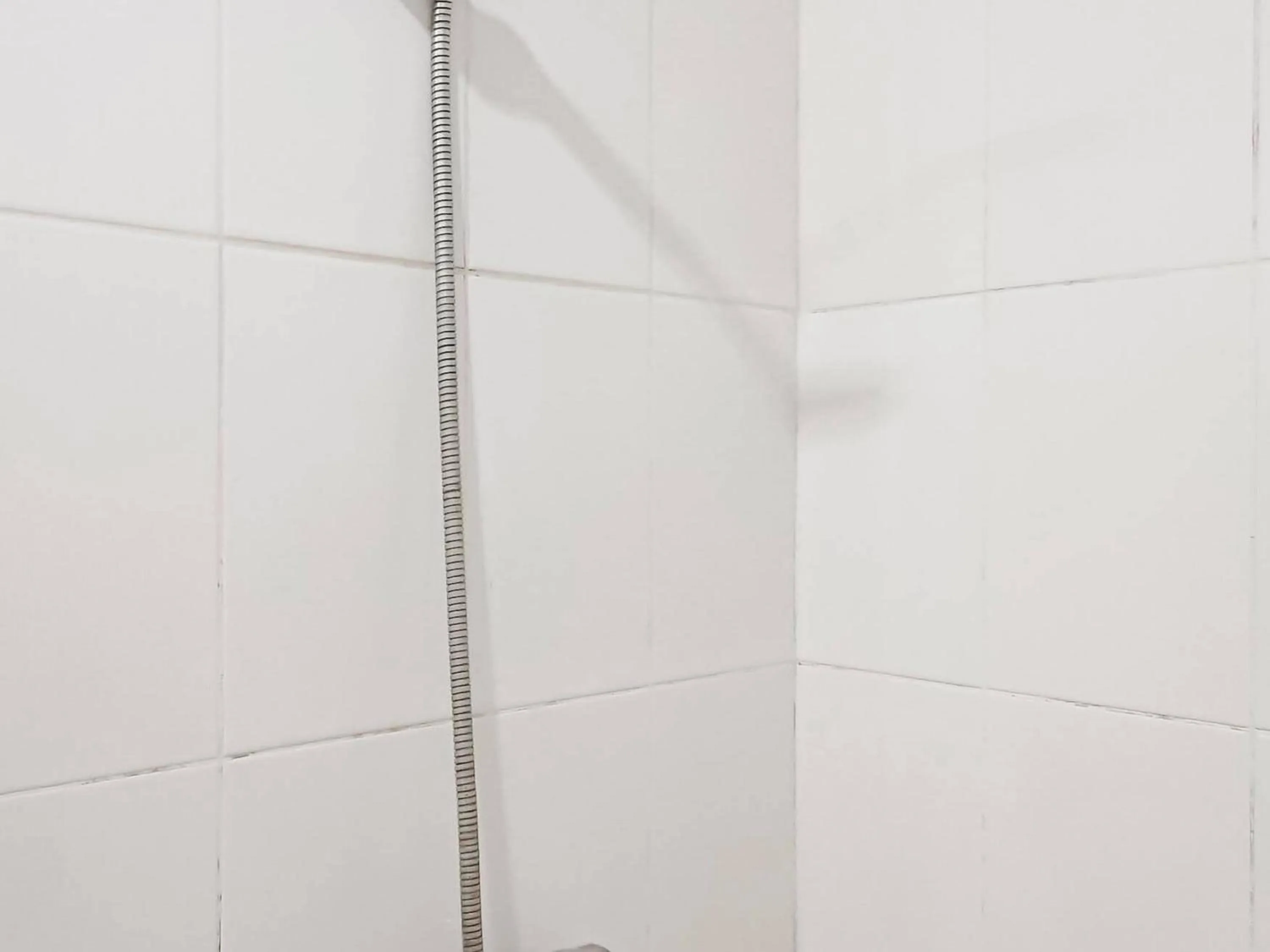 Bathroom in RedDoorz Plus at Karebosi Area 2 Makassar