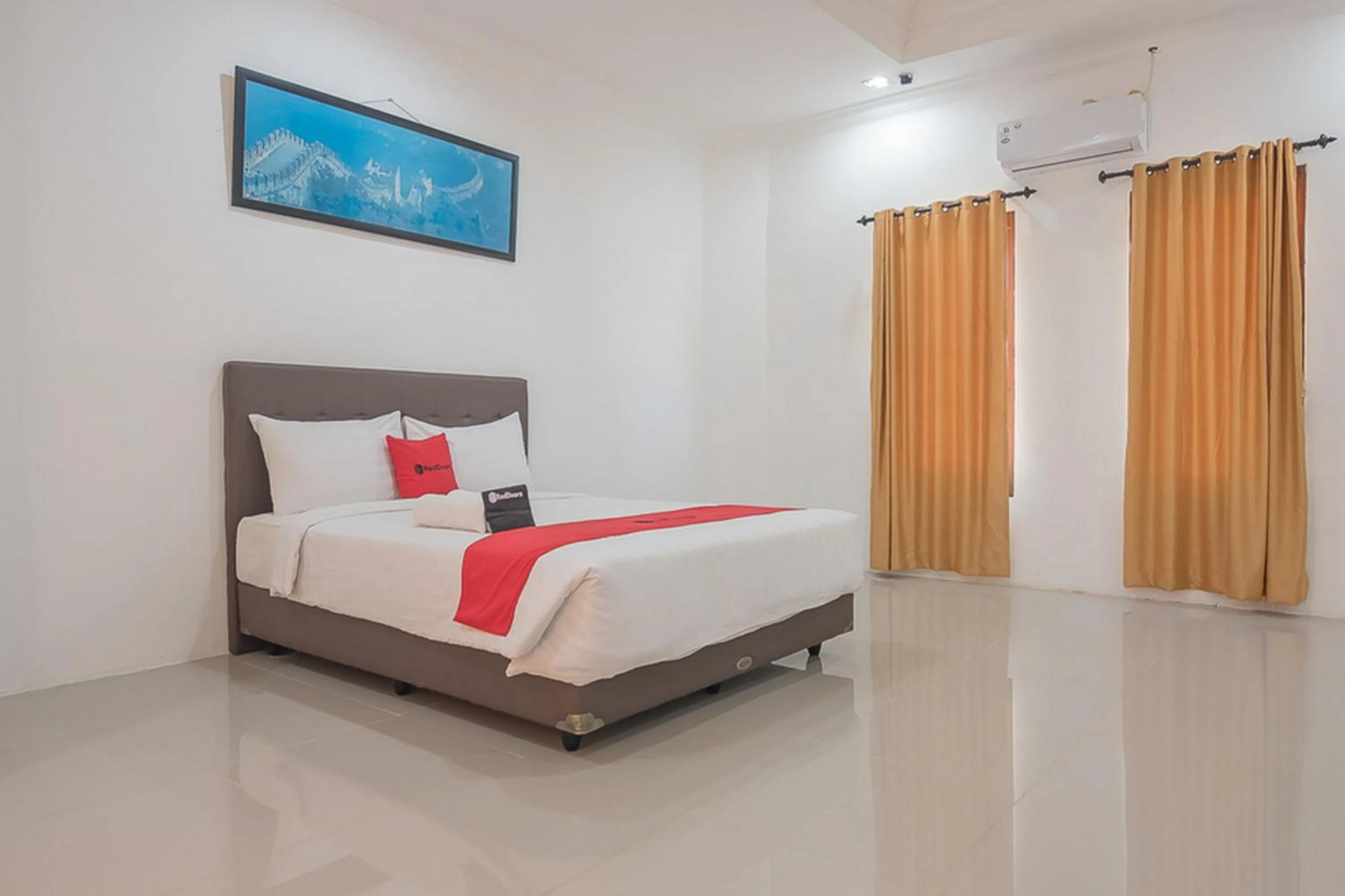 Bed in RedDoorz near Jatinangor Town Square