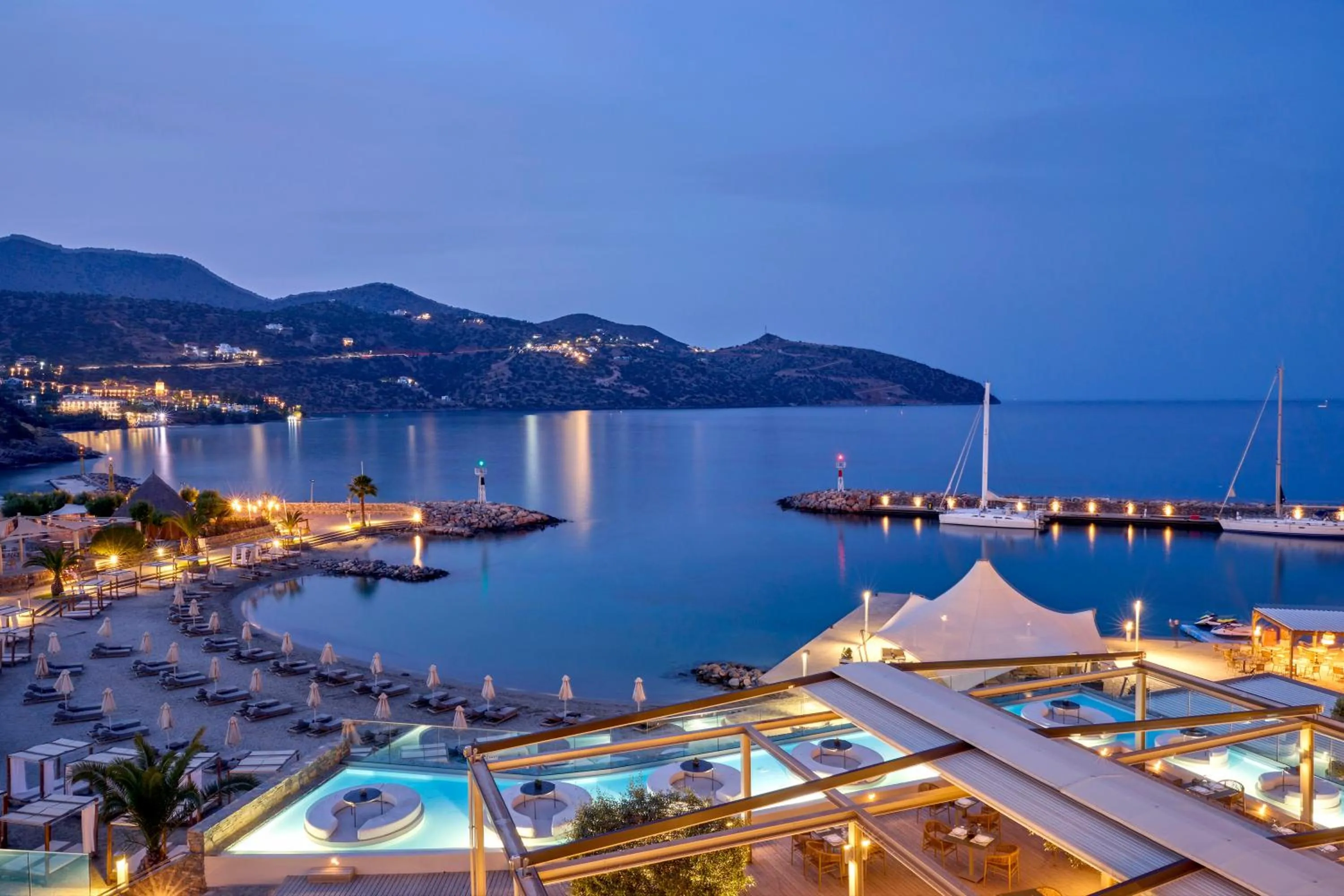 Night in Wyndham Grand Crete Mirabello Bay