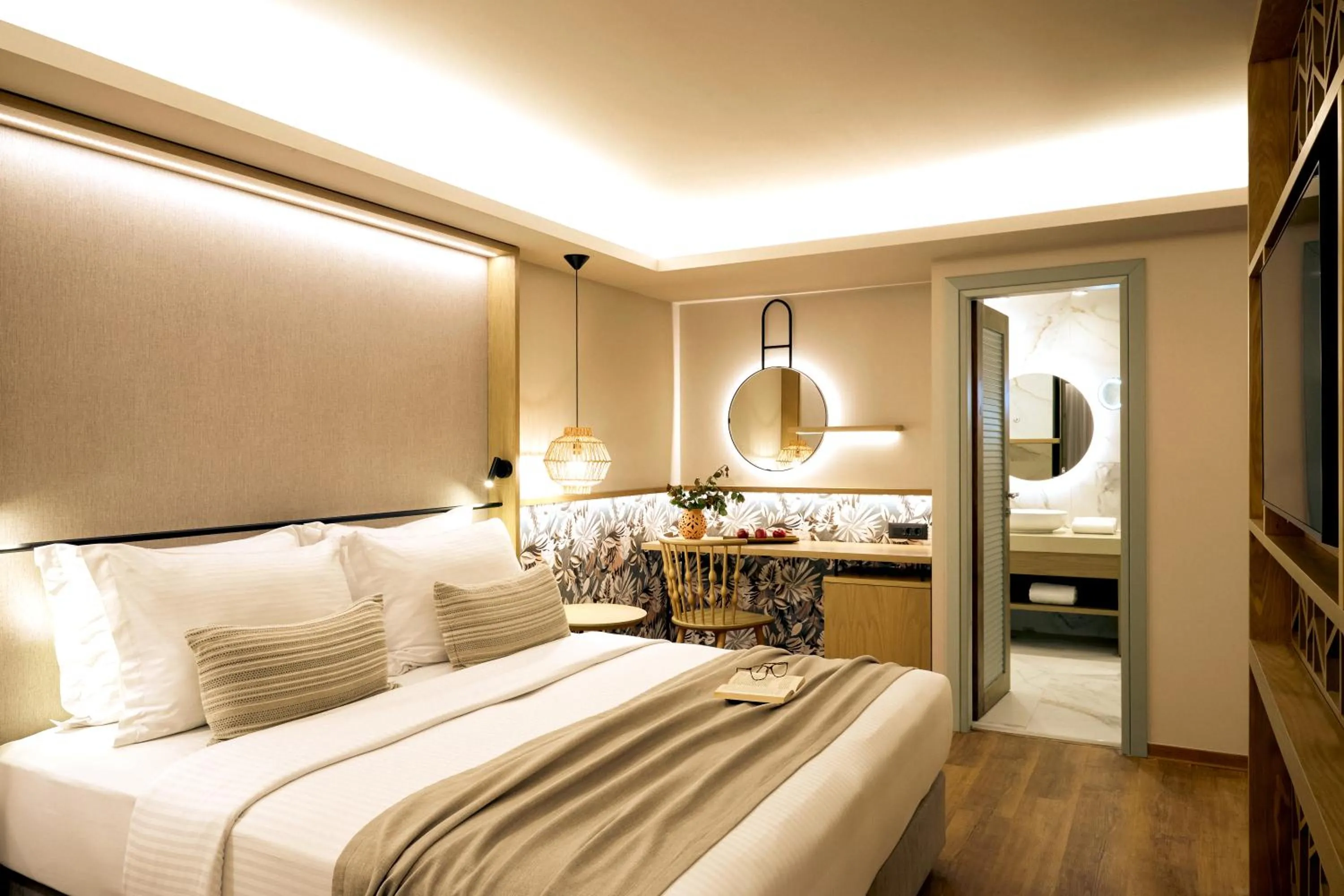 Bed in Zeus Eleva Mirabello Bay