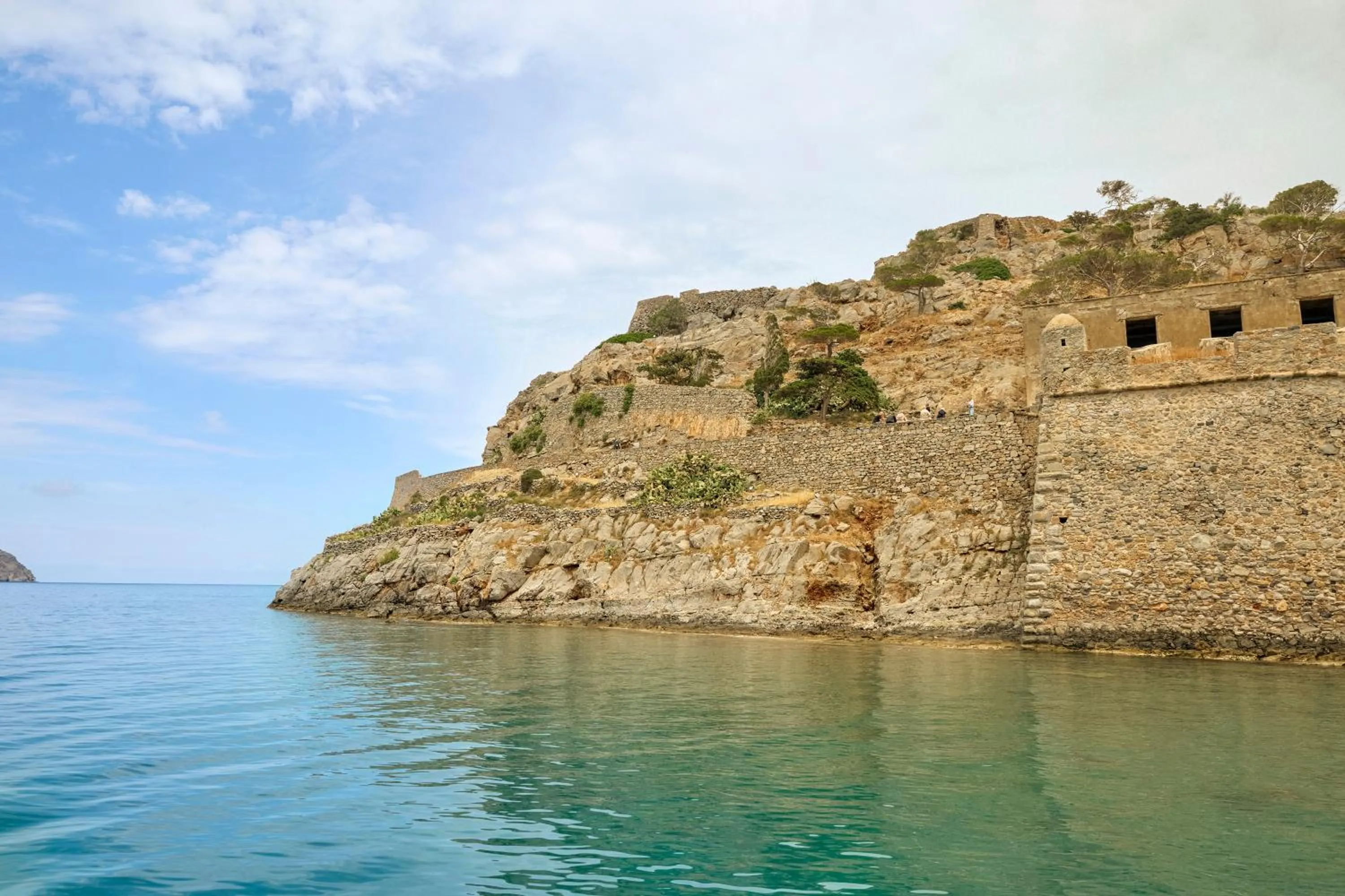 Zeus Eleva Mirabello Bay