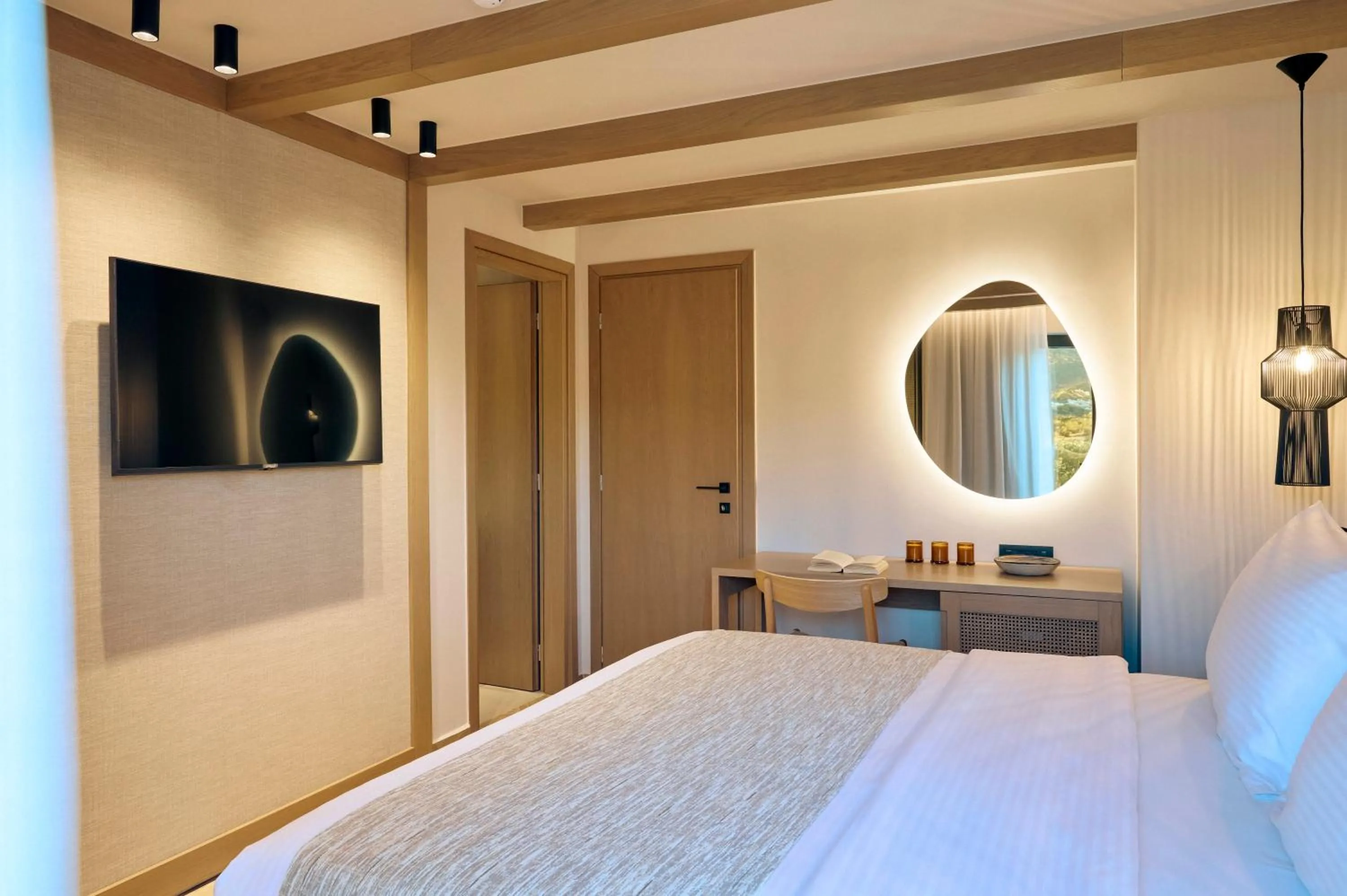 Bed in Zeus Eleva Mirabello Bay