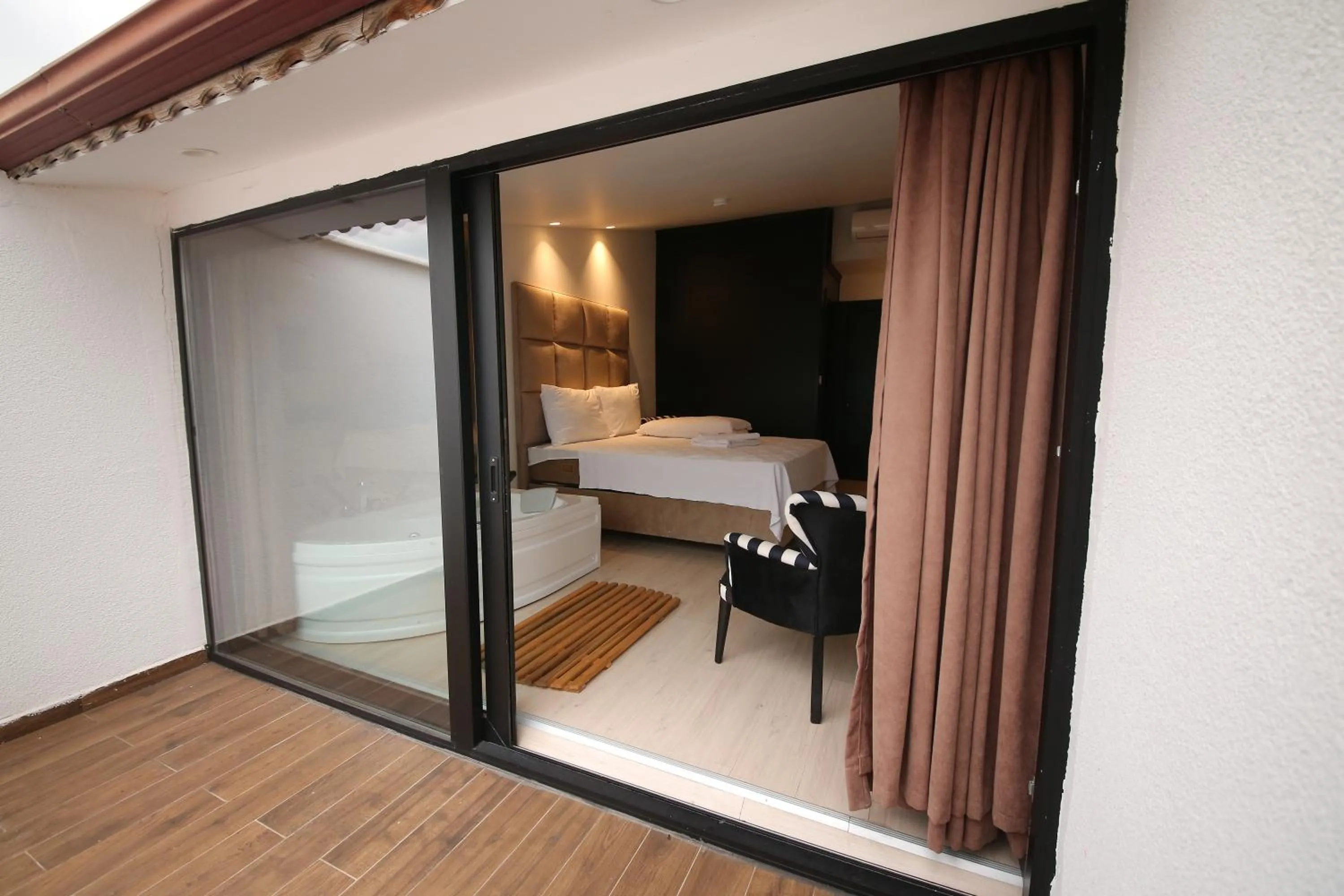 Bed in SAFRAN GERMİA PALaS