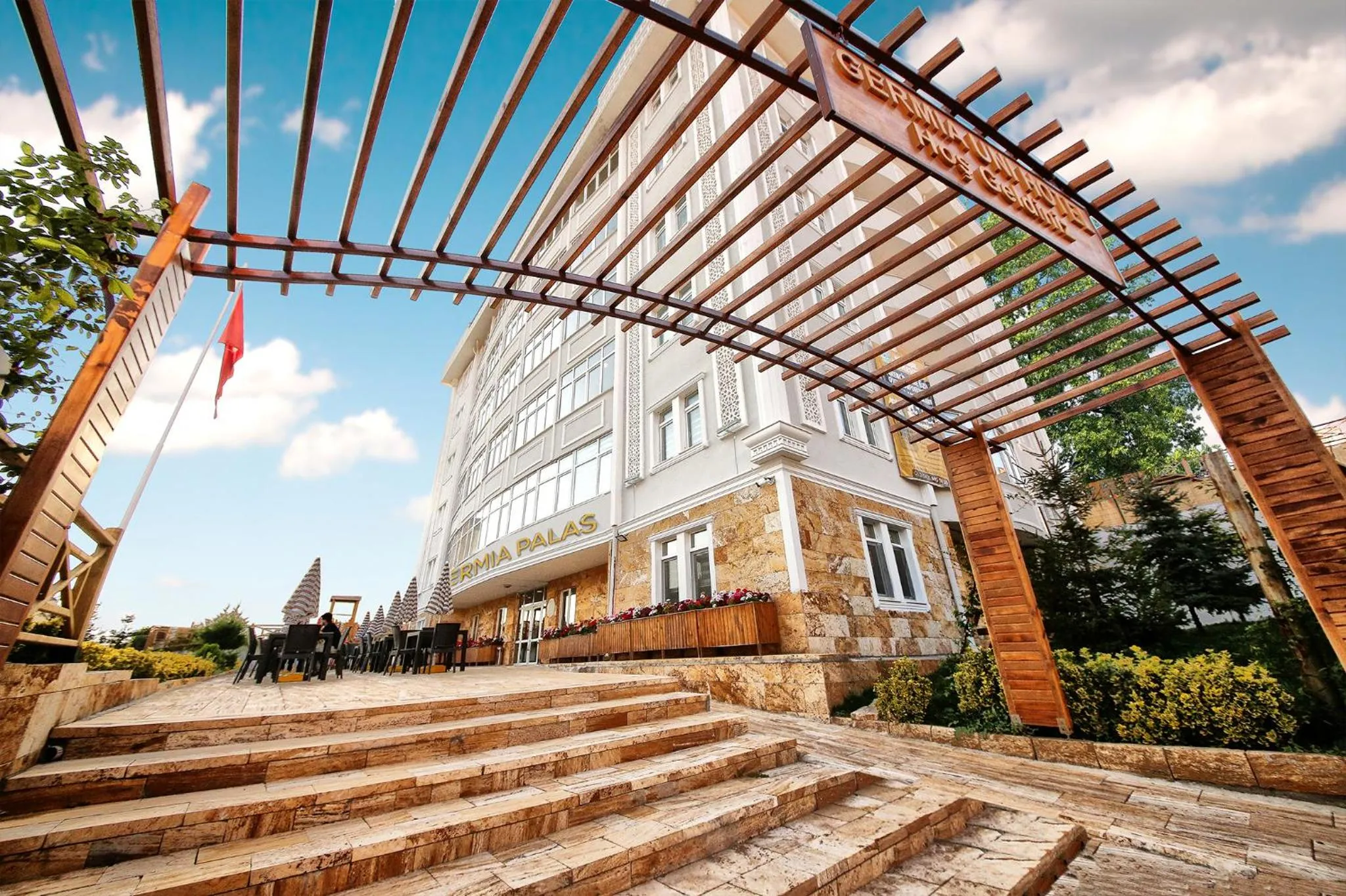 SAFRAN GERMİA PALaS