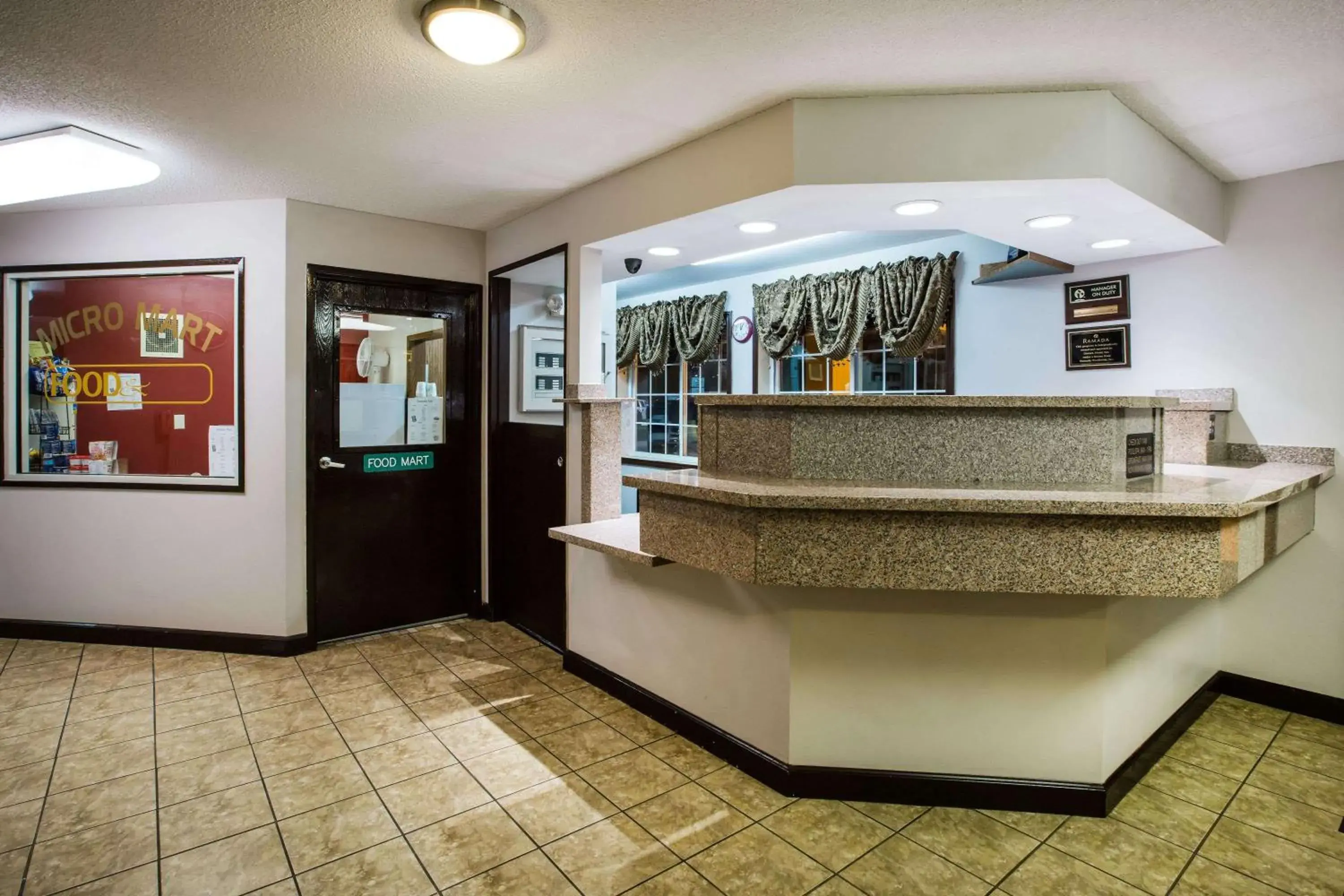 Lobby or reception, Lobby/Reception in Ramada by Wyndham Sioux Falls