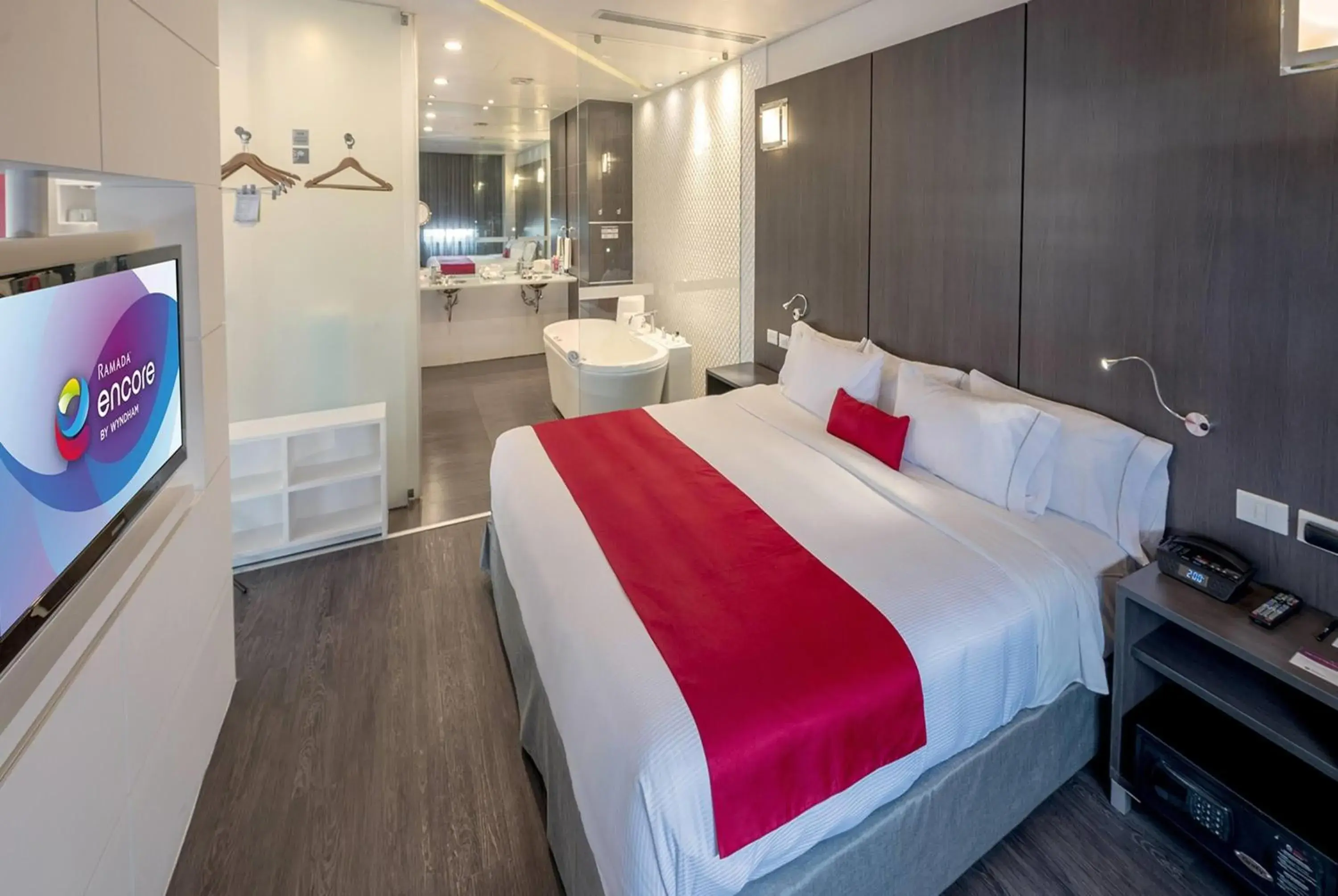 King Suite in Ramada Encore by Wyndham Guadalajara Sur King Suite in Ramada Encore by Wyndham Guadalajara Sur