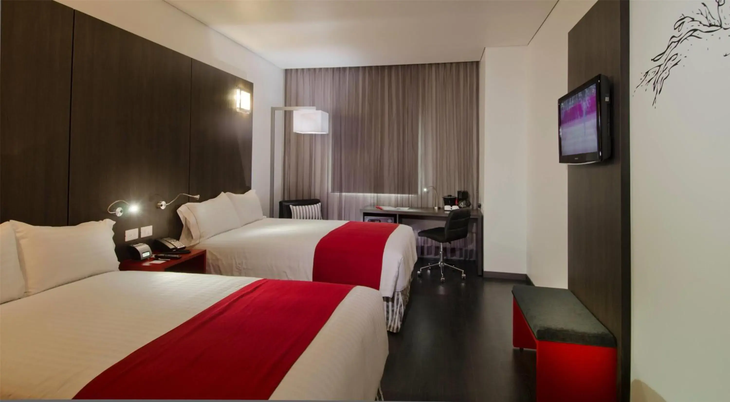 Photo of the whole room, Bed in Ramada Encore by Wyndham Guadalajara Sur Photo of the whole room, Bed in Ramada Encore by Wyndham Guadalajara Sur