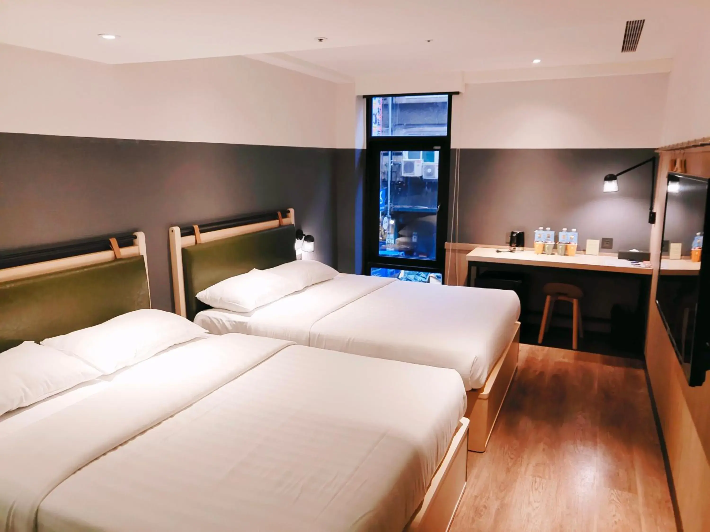 Deluxe Family Room in City Suites - Main Station Deluxe Family Room in City Suites - Main Station