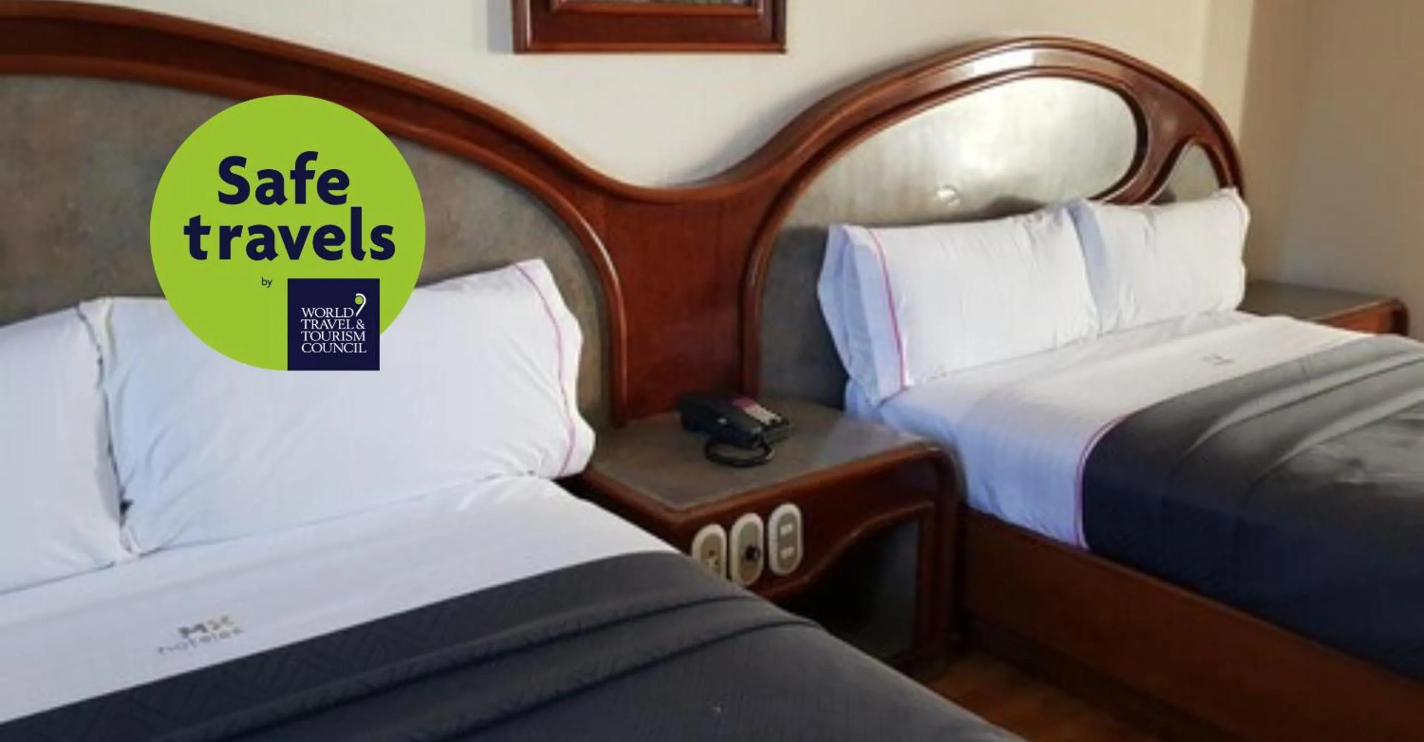 Photo of the whole room, Bed in Hotel MX congreso CDMX, Trademark Collection by Wyndham