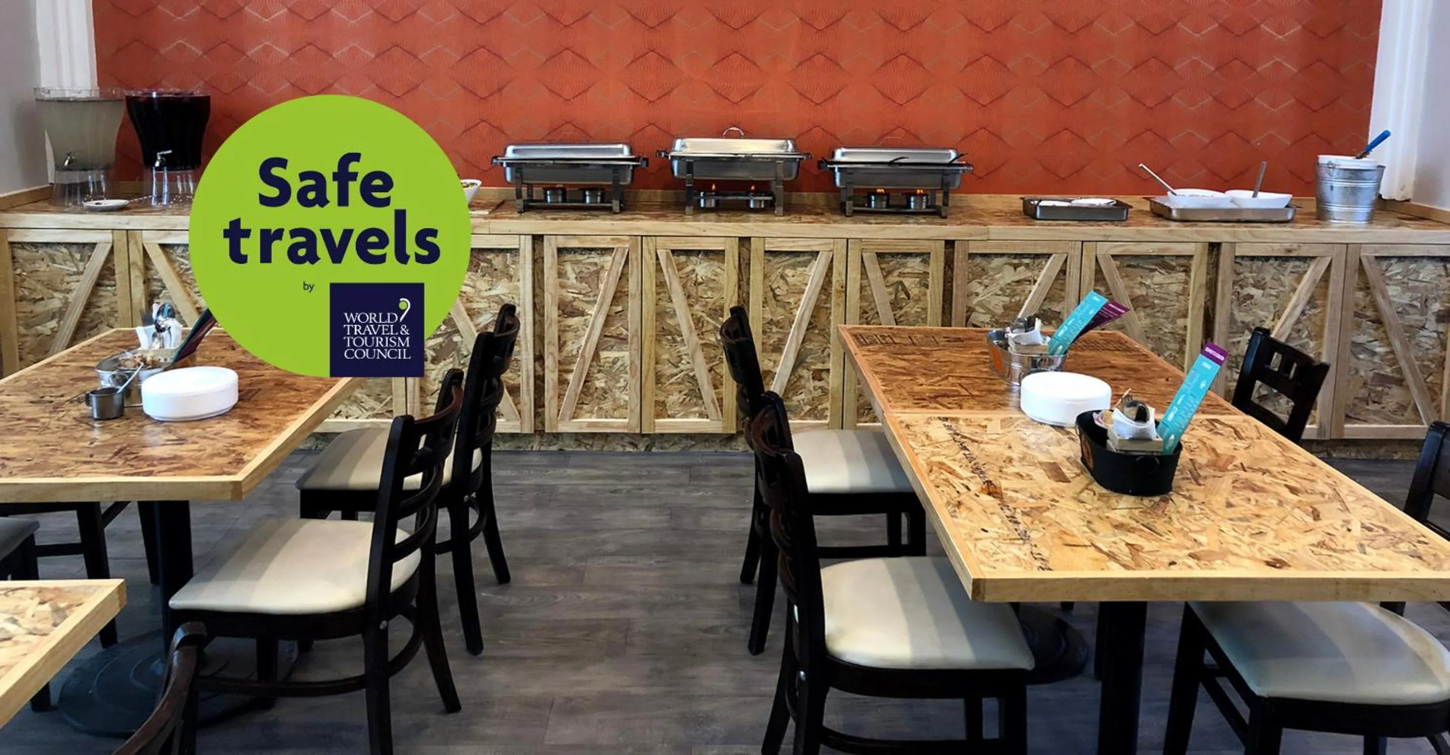 Restaurant/places to eat in Hotel MX congreso CDMX, Trademark Collection by Wyndham