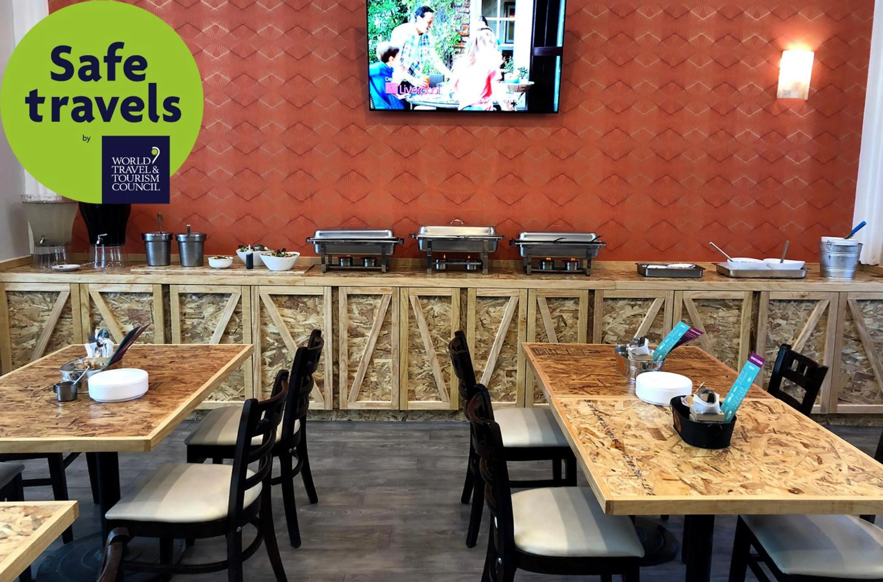 Restaurant/places to eat in Hotel MX congreso CDMX, Trademark Collection by Wyndham