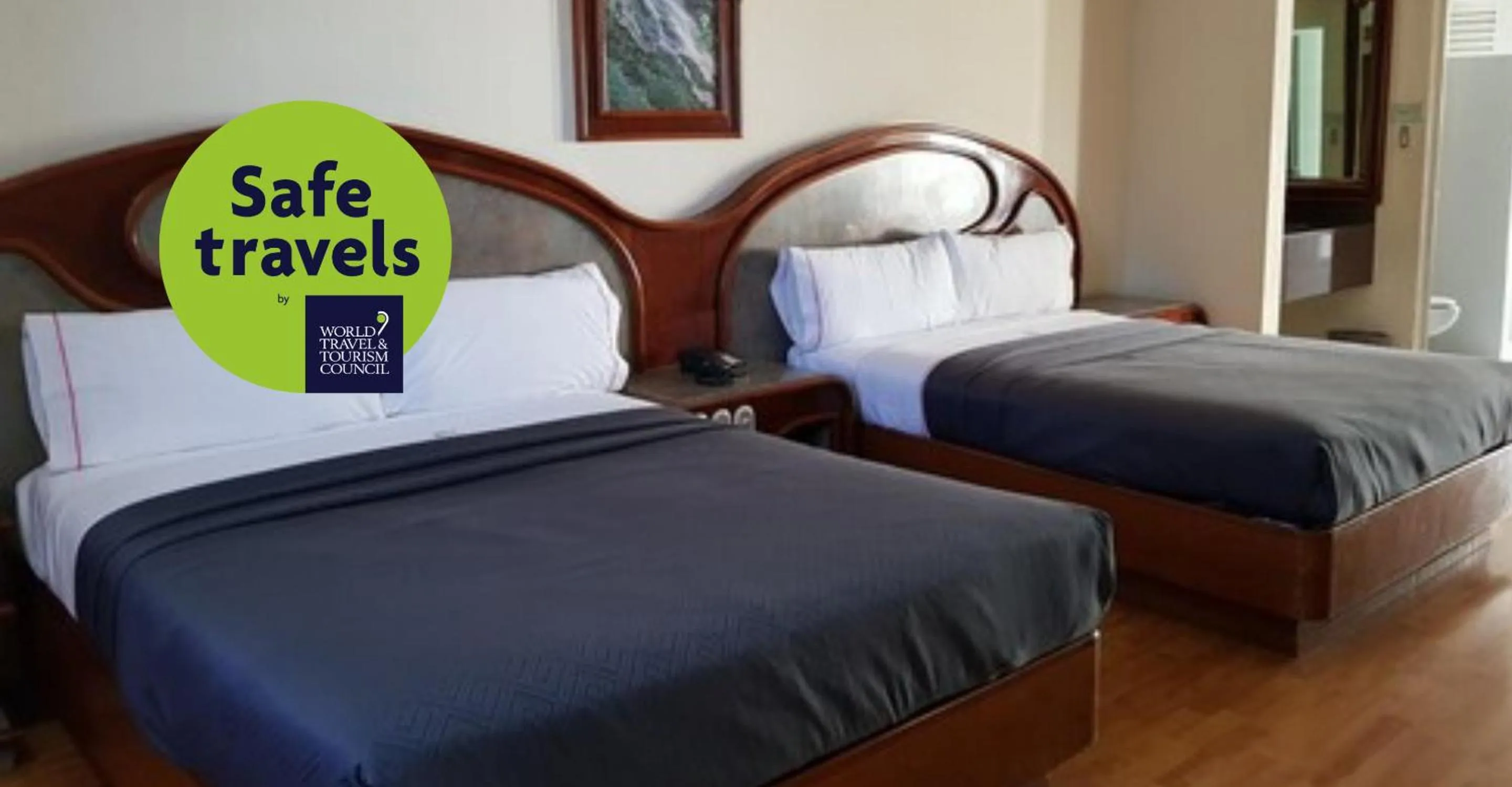 TV and multimedia, Bed in Hotel MX congreso CDMX, Trademark Collection by Wyndham