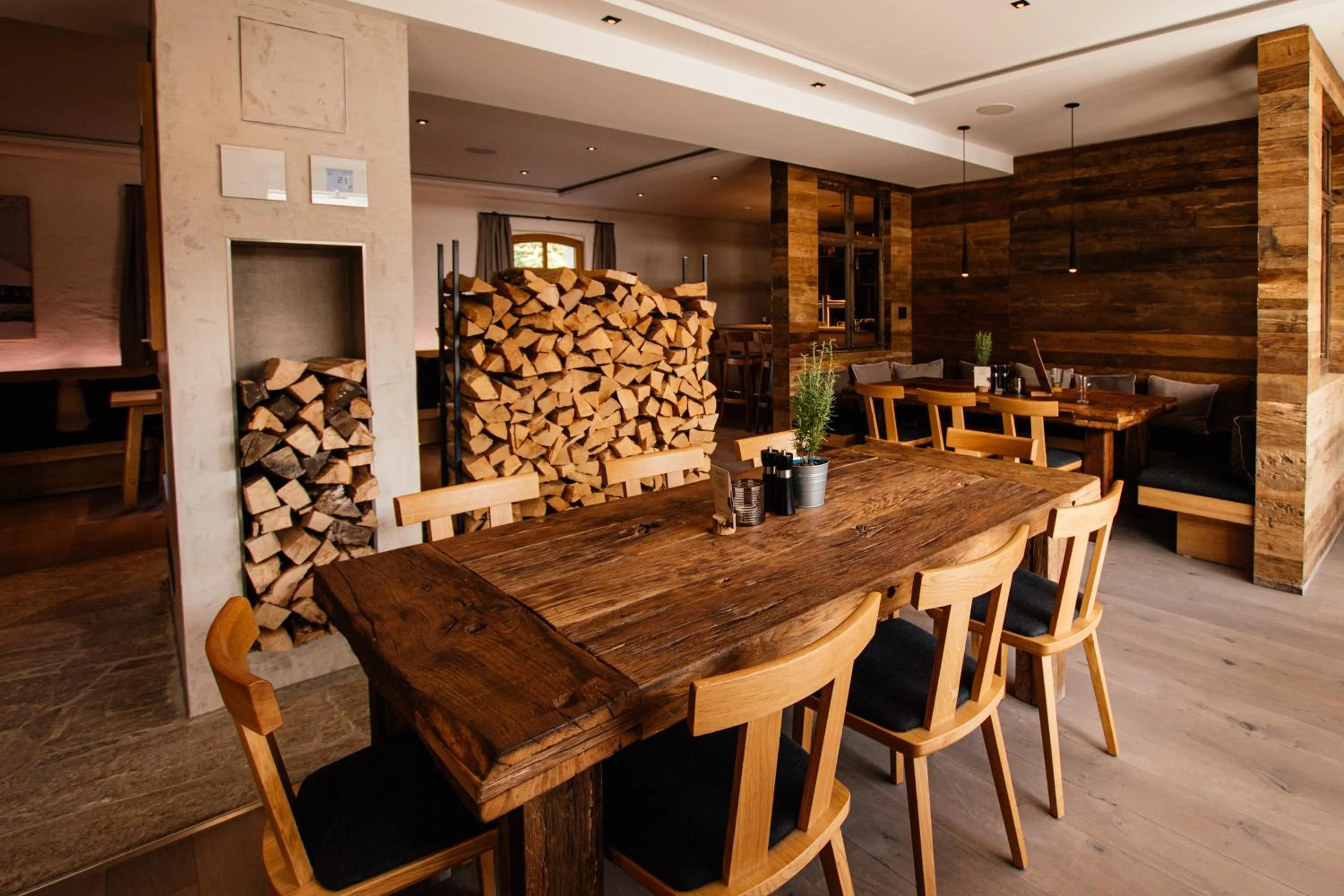 Restaurant/places to eat in Hotel Tannenhaus