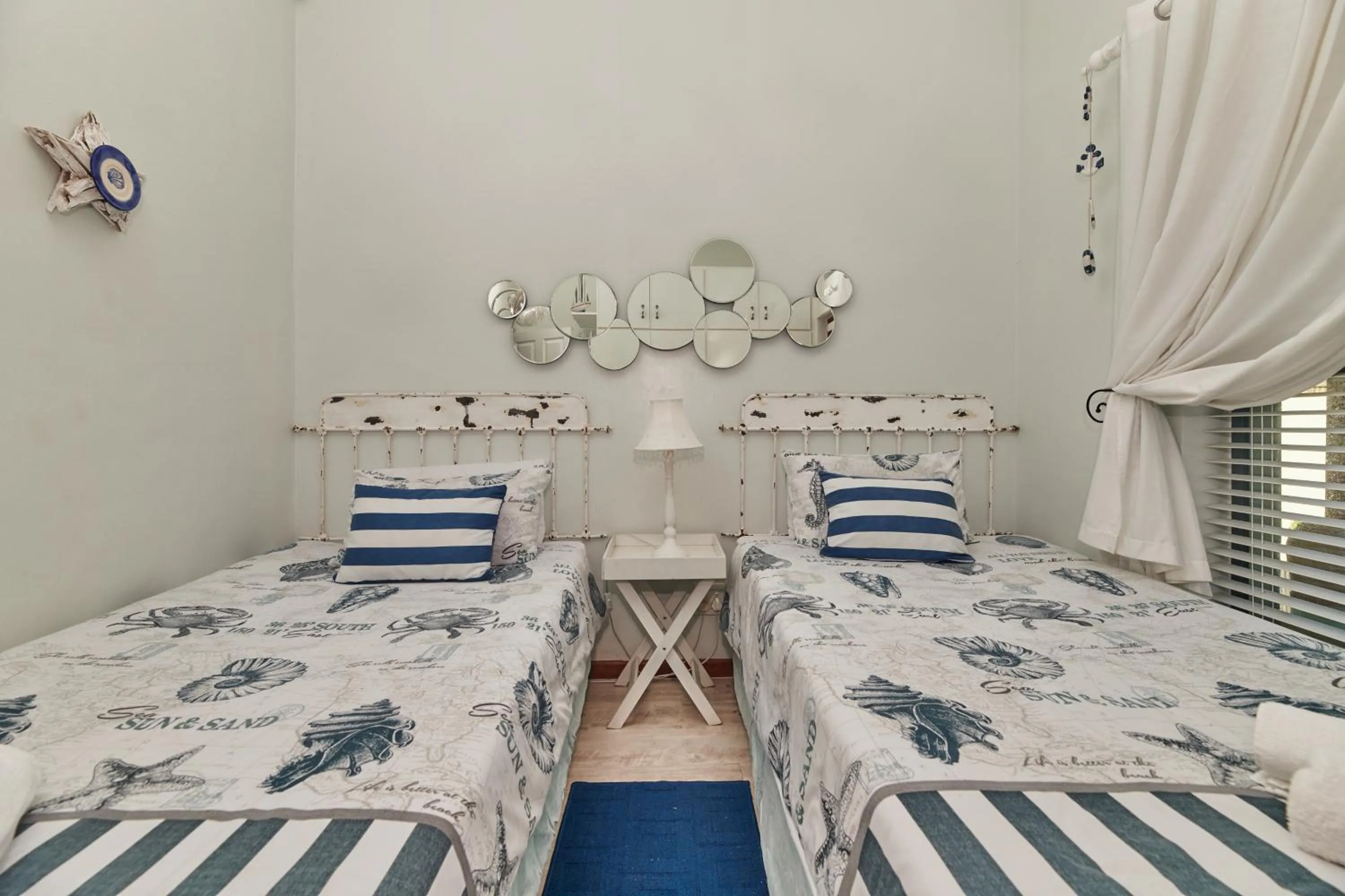 Photo of the whole room, Bed in Fraai Uitzicht Struisbaai