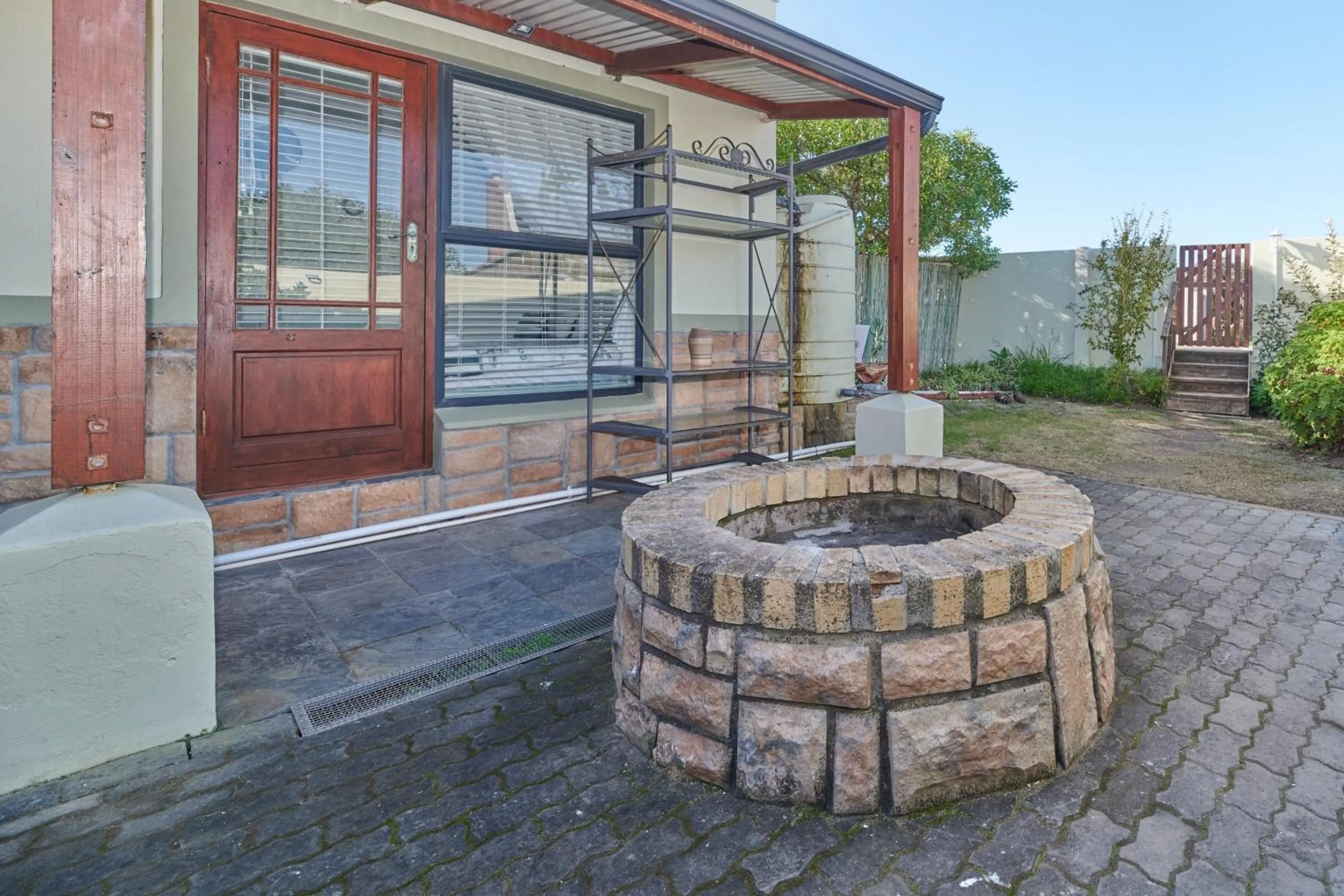 Patio in Fraai Uitzicht Struisbaai