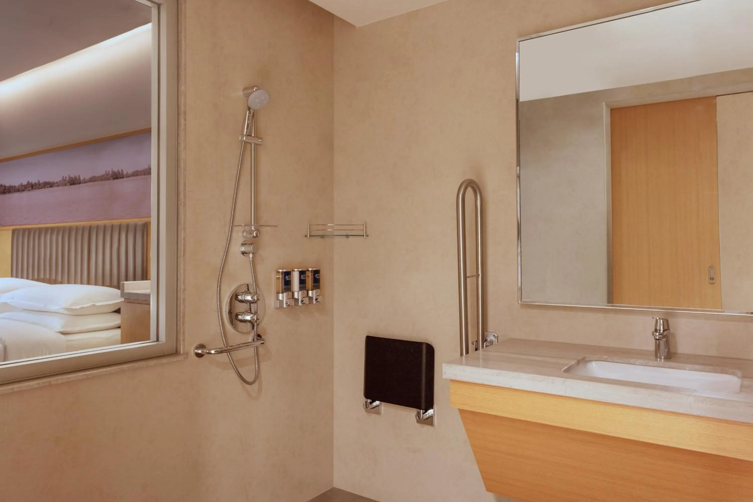 Bathroom in Four Points by Sheraton Kochi Infopark