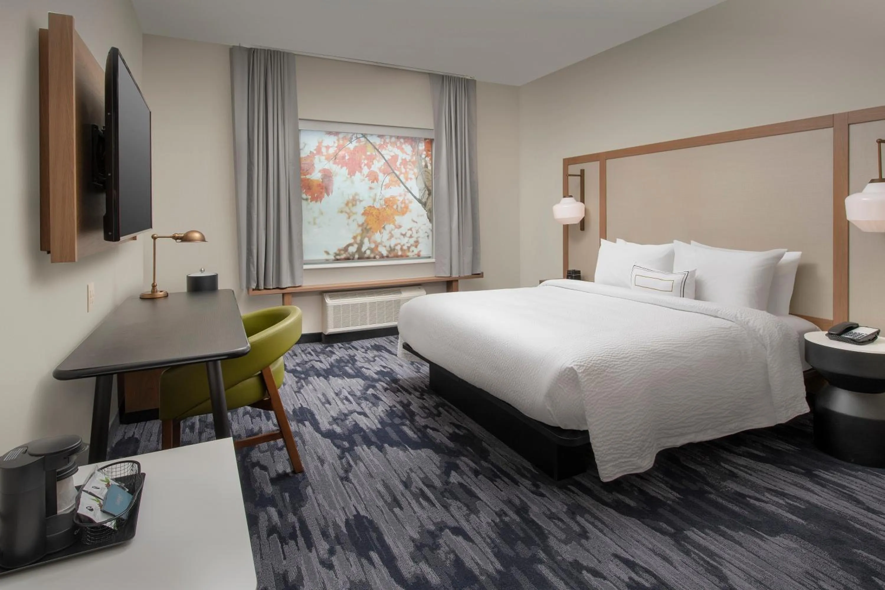 Bed in Fairfield Inn & Suites by Marriott Miami Airport West/Doral