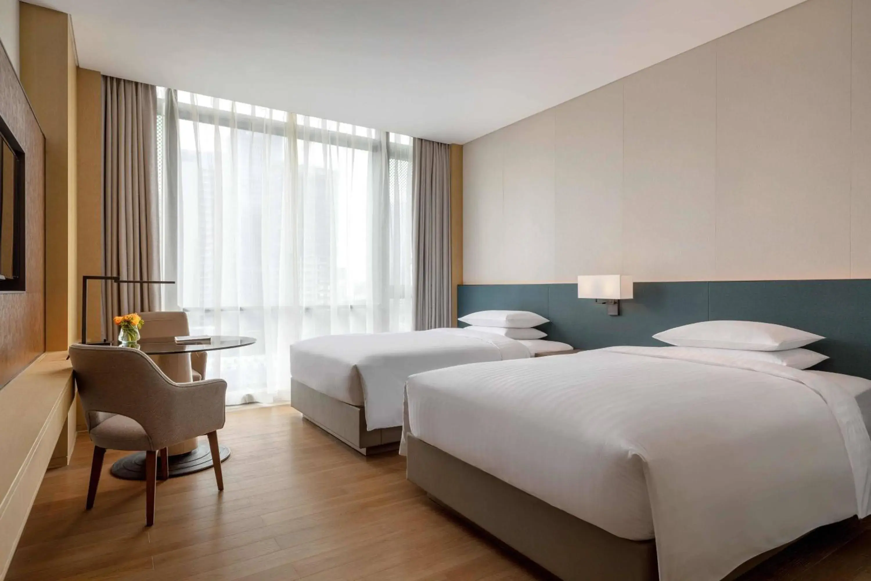 Premier, Guest room, 2 Twin/Single Bed(s), City view in Courtyard by Marriott Shenzhen Bay Premier, Guest room, 2 Twin/Single Bed(s), City view in Courtyard by Marriott Shenzhen Bay