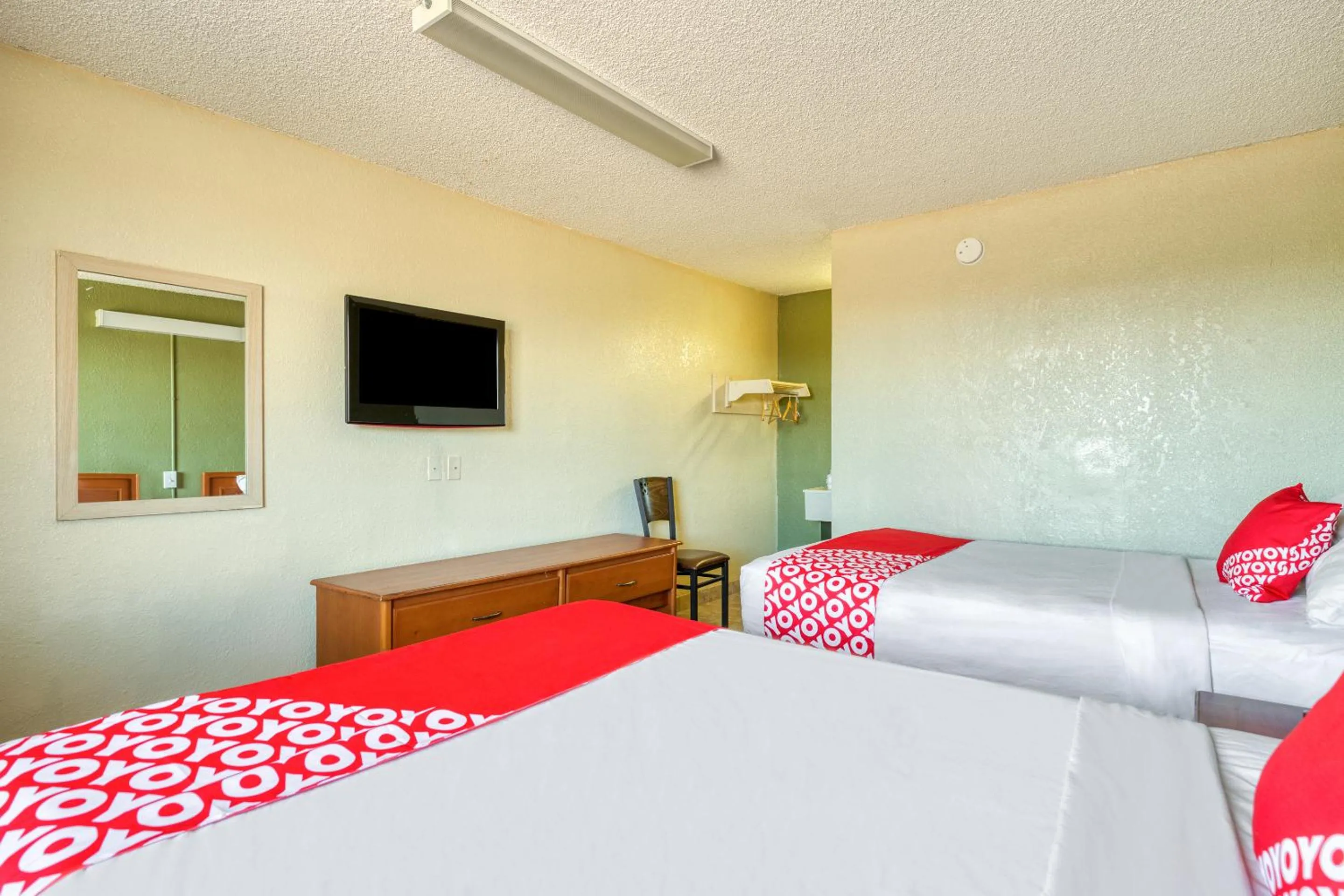 Bedroom in OYO Hotel Tucson Downtown