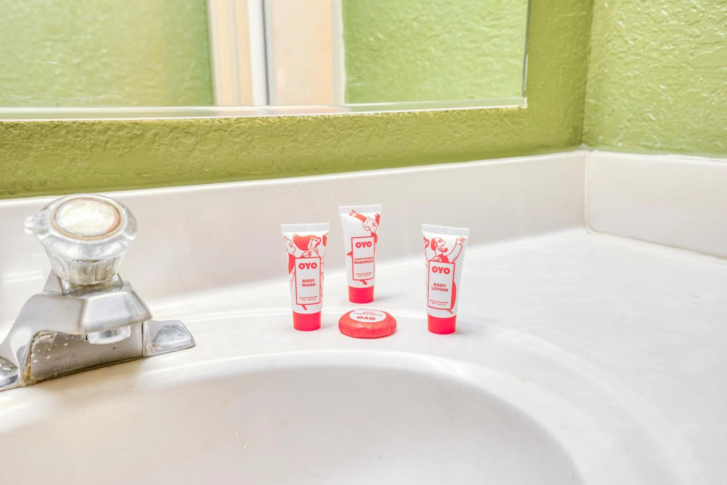 Area and facilities, Bathroom in OYO Hotel Tucson Downtown