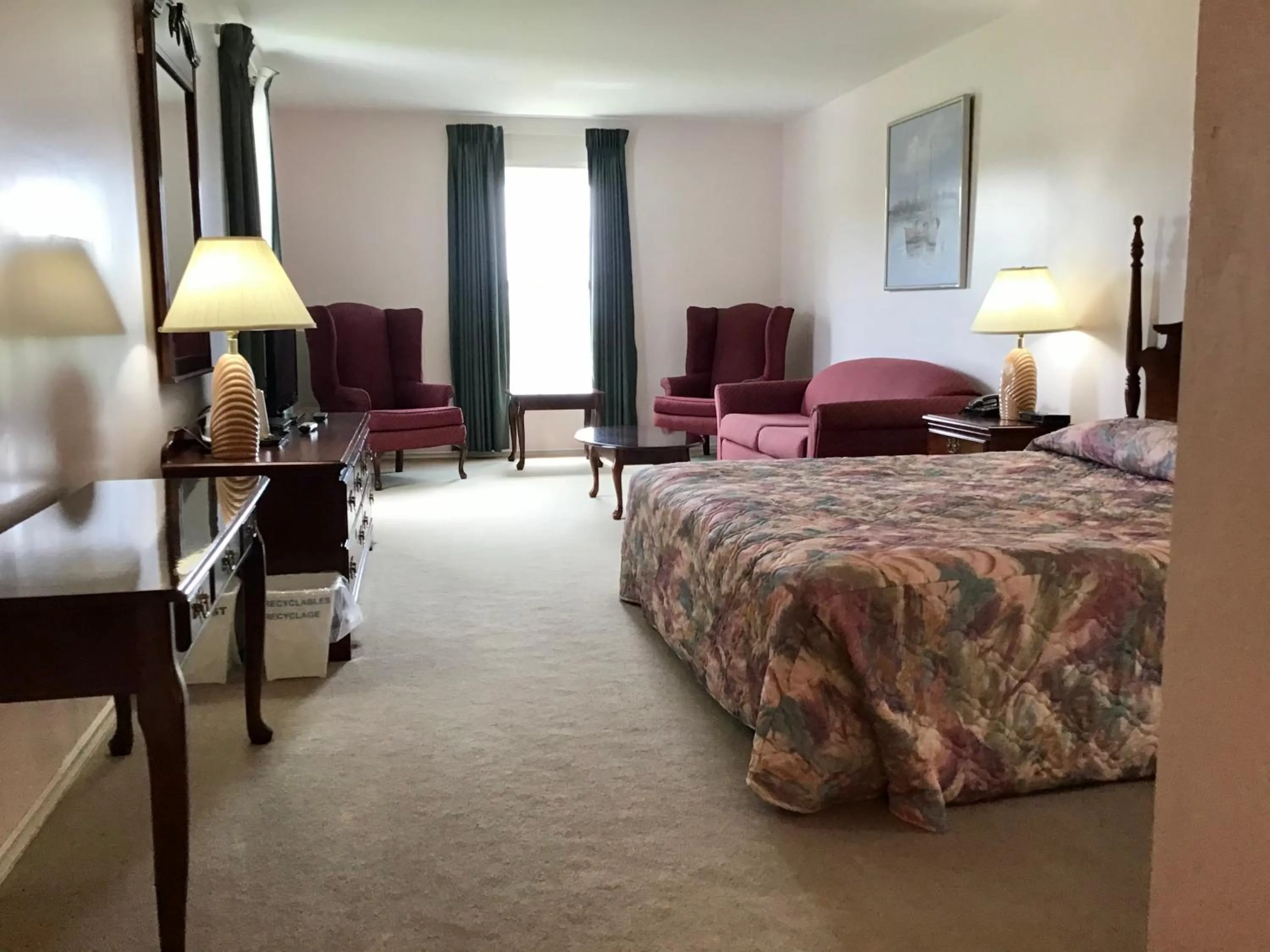 Bed in Rollo Bay Inn