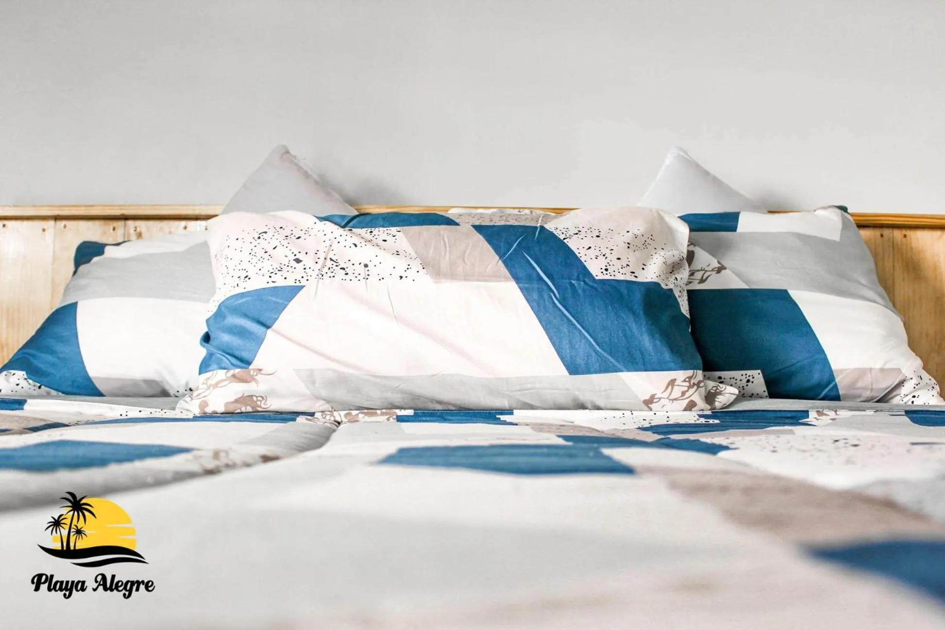 Bed in Playa Alegre Beach Resort & Restaurant