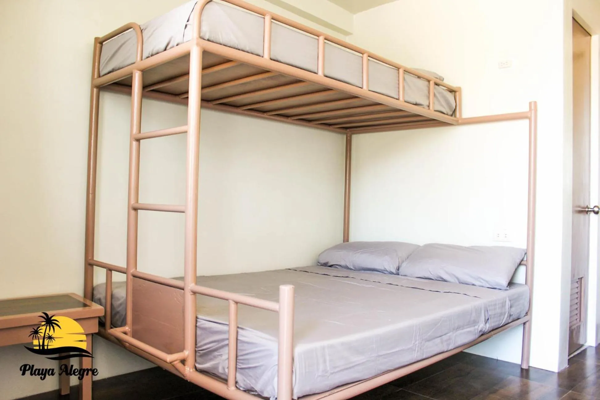 Bed in Playa Alegre Beach Resort & Restaurant