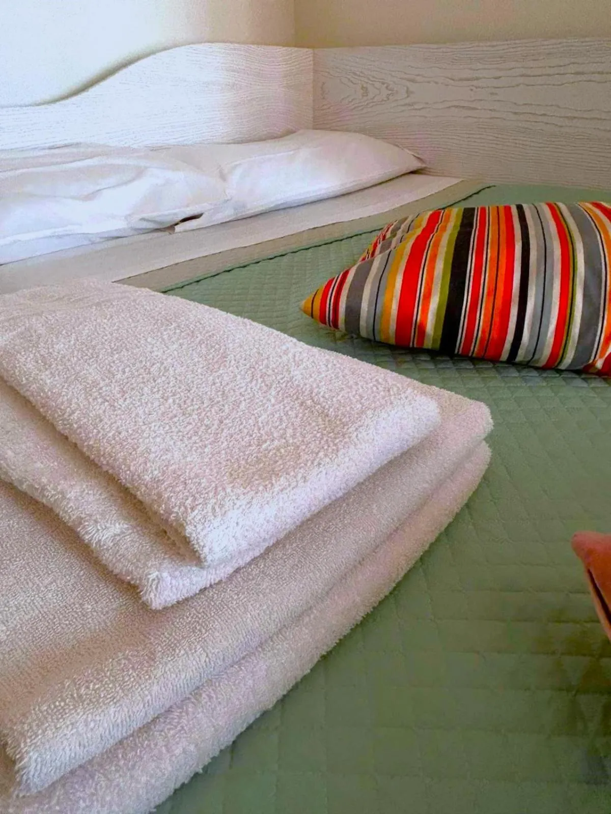 Decorative detail, Bed in ARIEL B&B